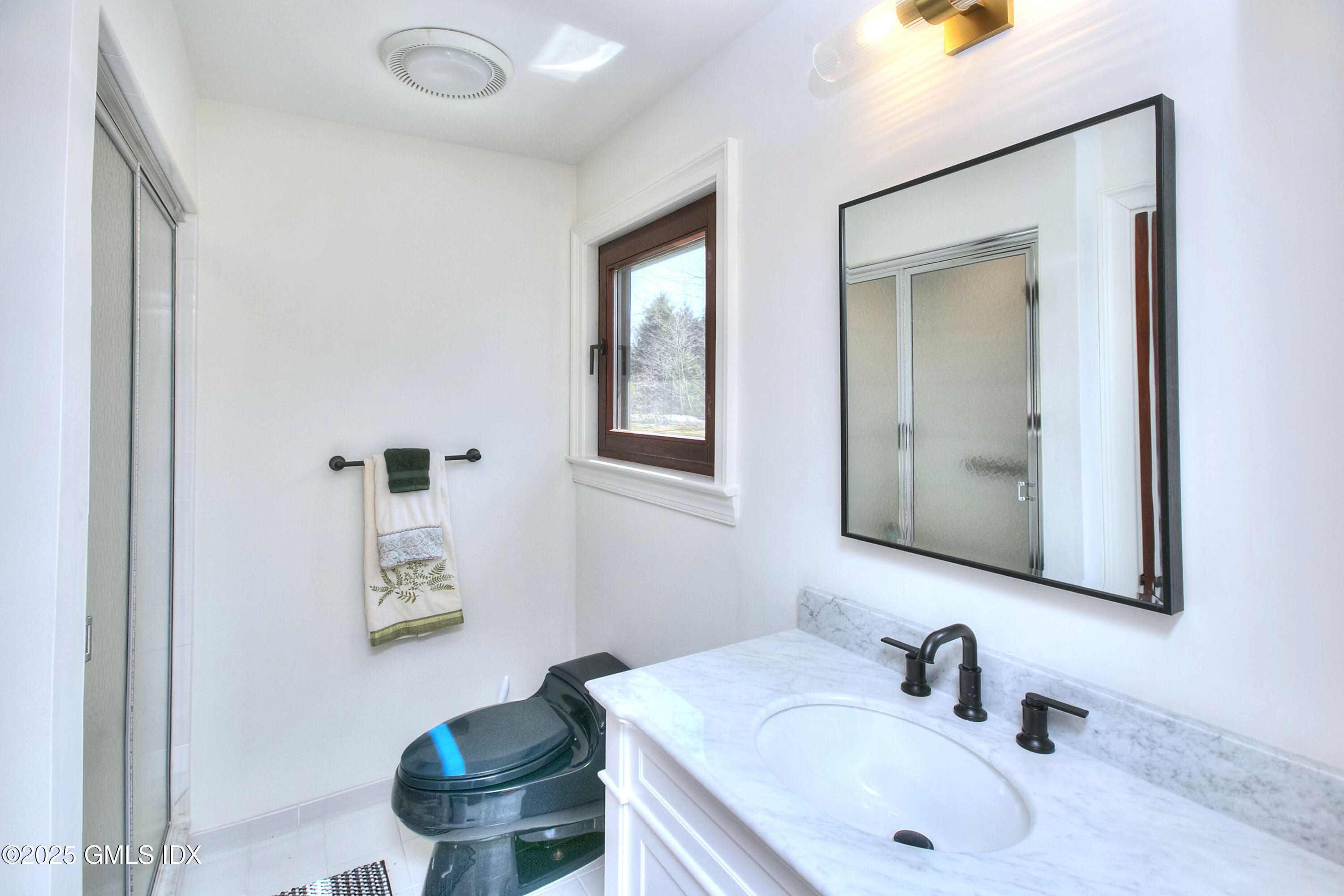 7 Mountain Laurel Drive