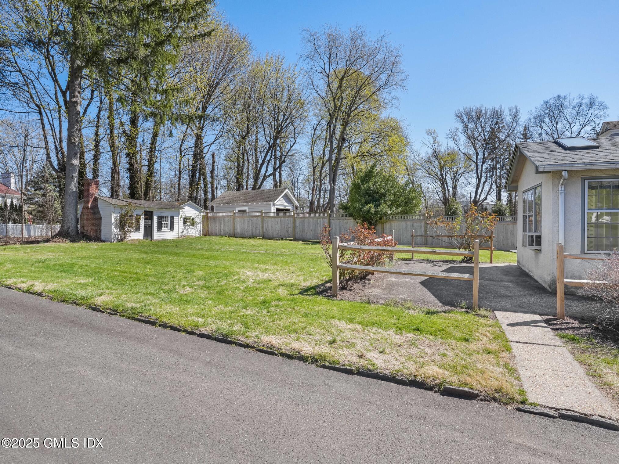 85 Indian Field Road