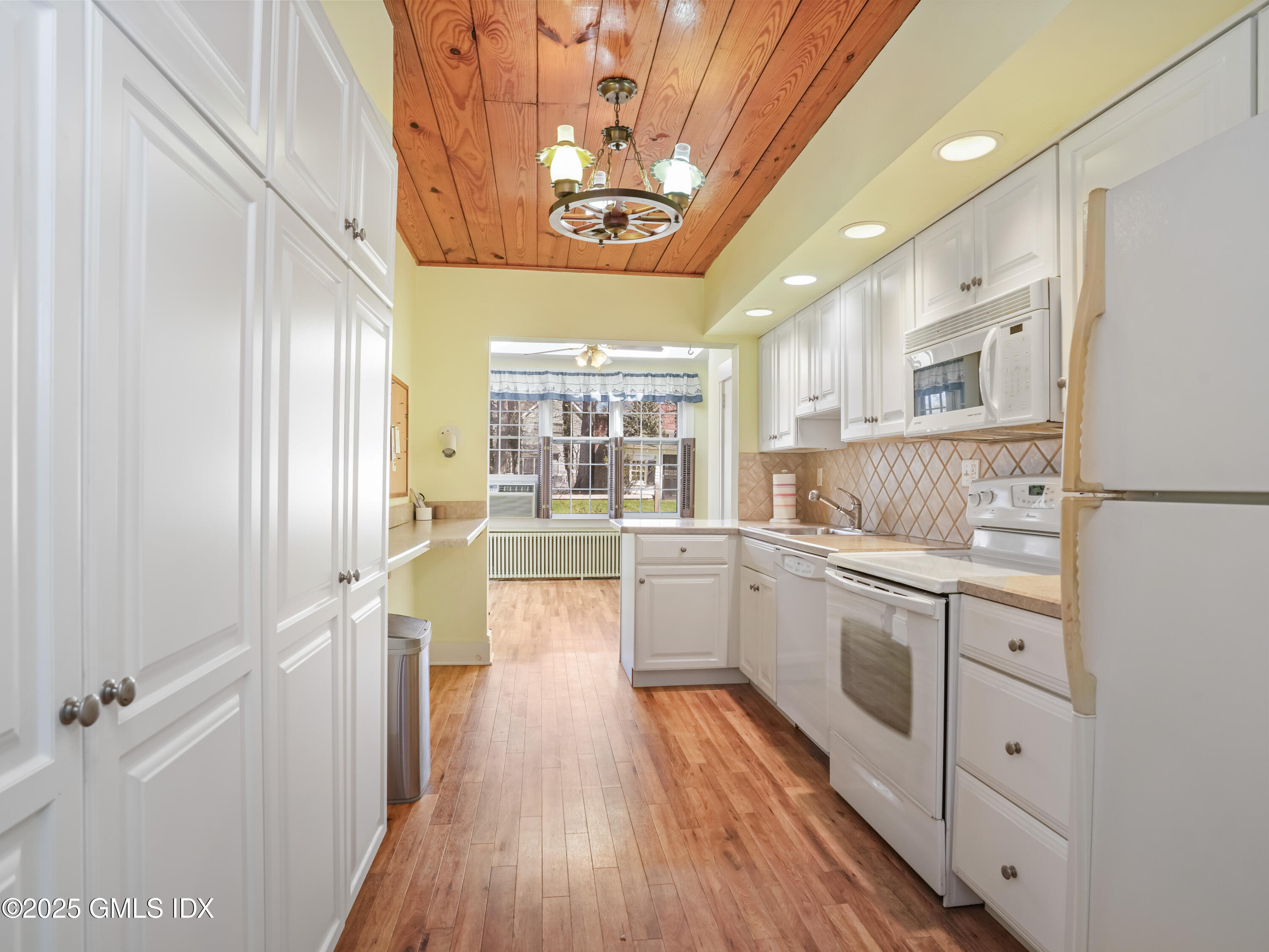 85 Indian Field Road