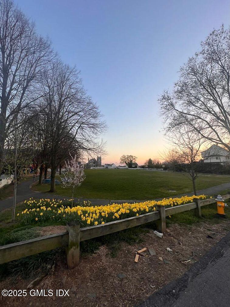 16 Charles Street, B