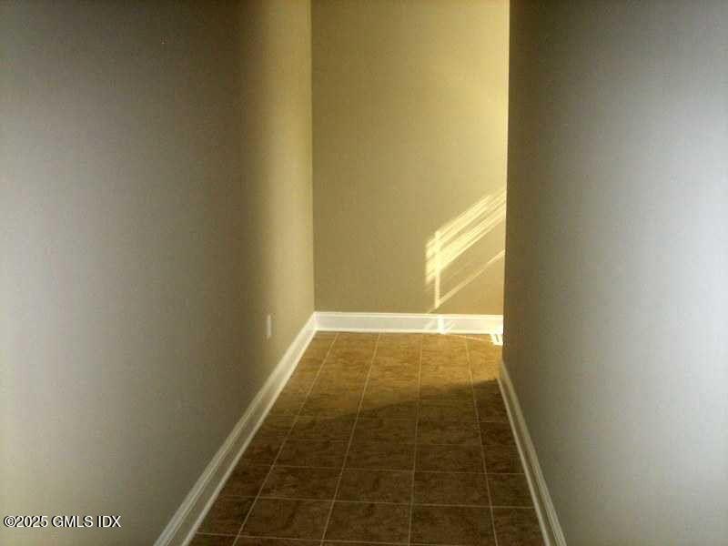 16 Charles Street, B