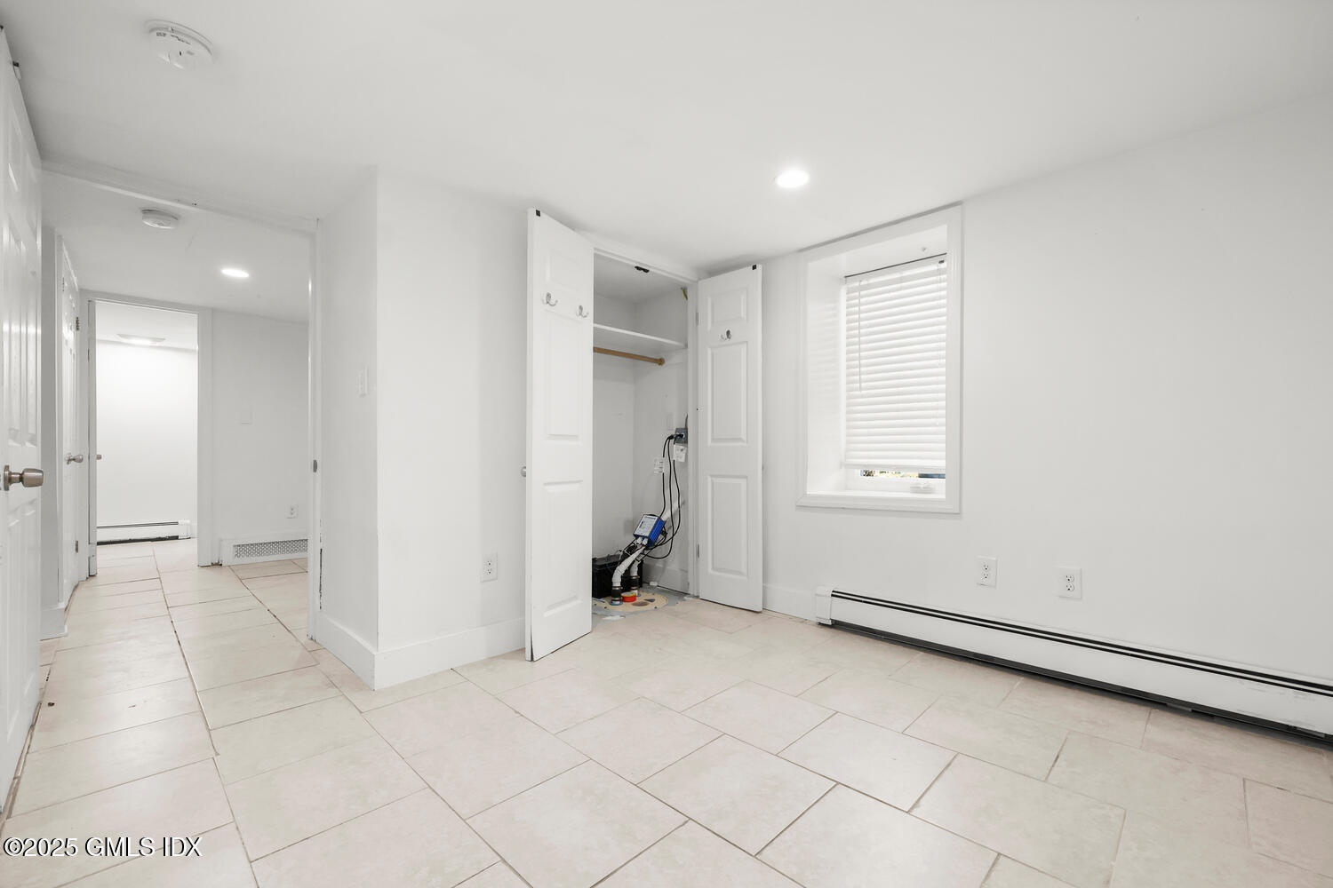 14 Cos Cob Avenue Unit: 1st Floor