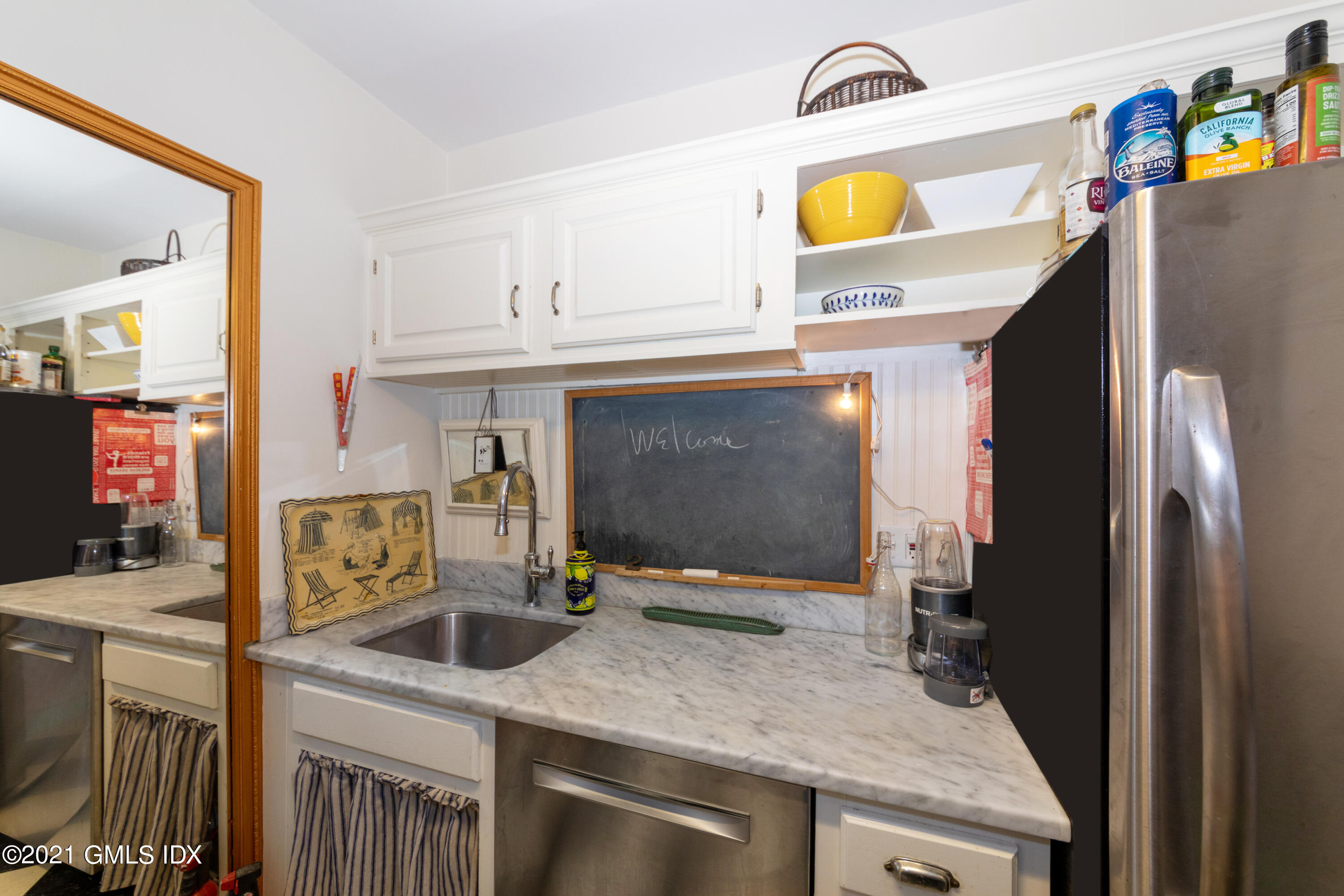 169 Mason Street, 4D