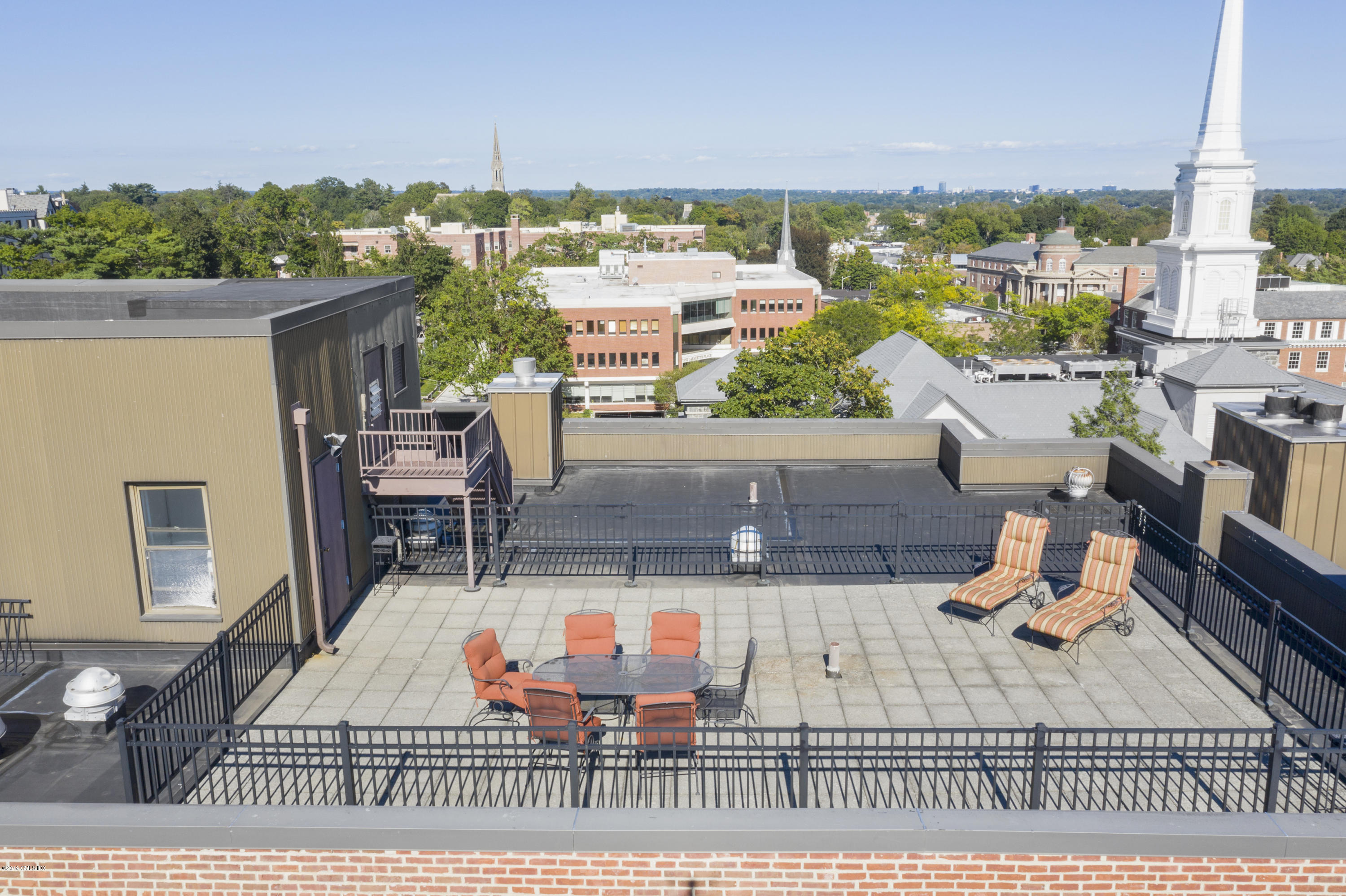 15 Lafayette Court, 1B