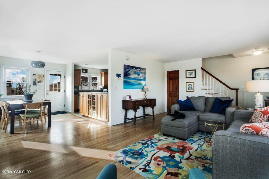 74 1/2 Josephine Evaristo Avenue, 1