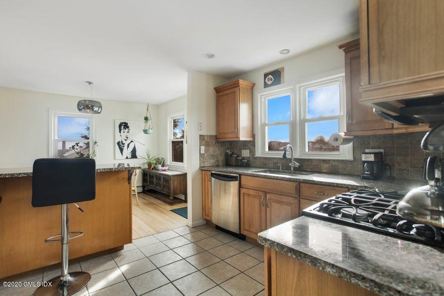 74 1/2 Josephine Evaristo Avenue, 1