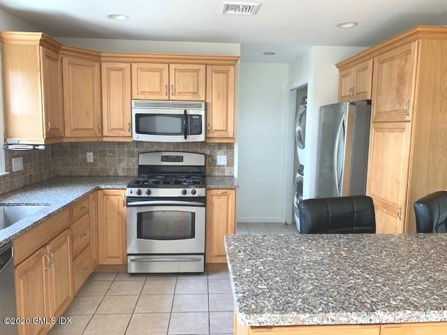 74 1/2 Josephine Evaristo Avenue, 1