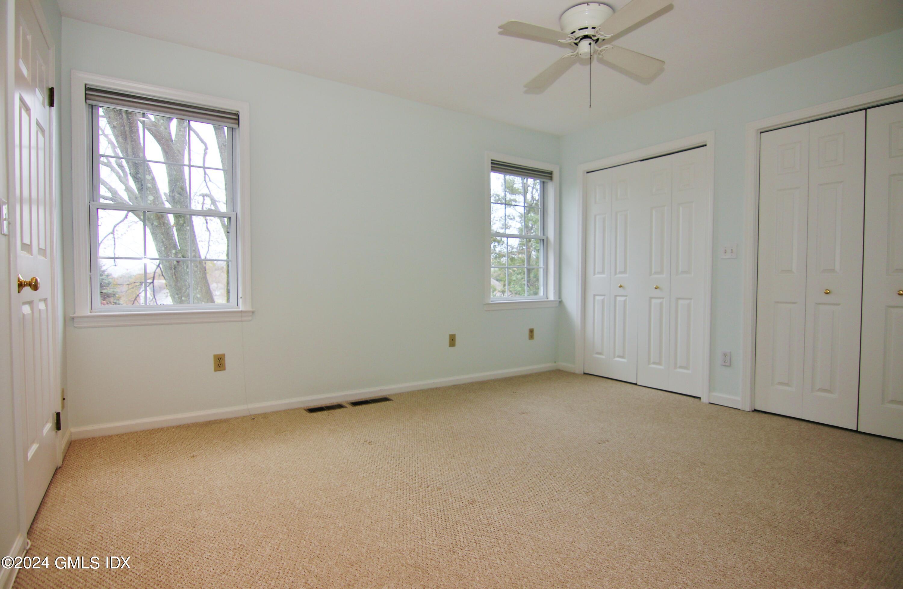 33 TALBOT Lane, 3