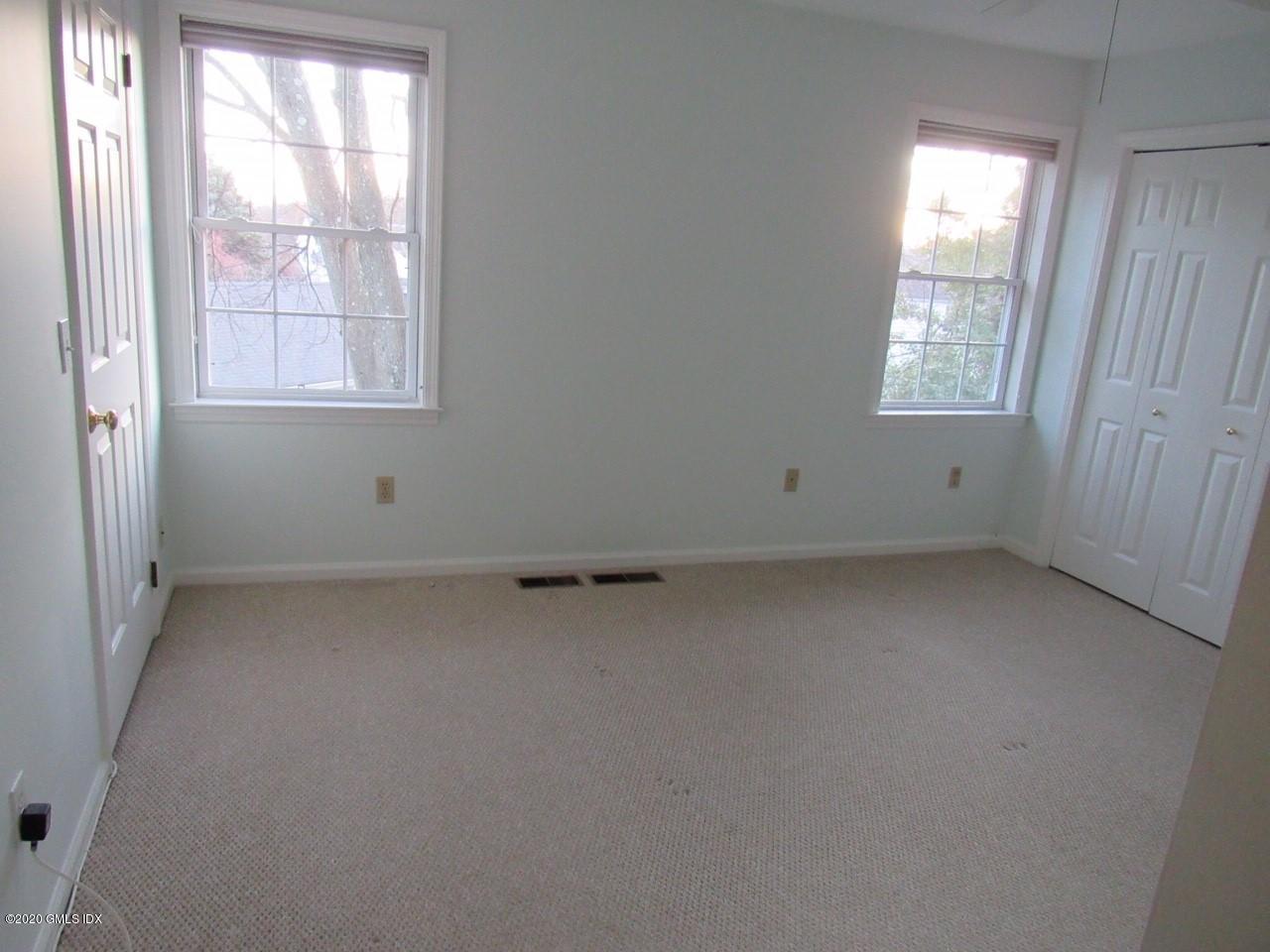 33 TALBOT Lane, 3