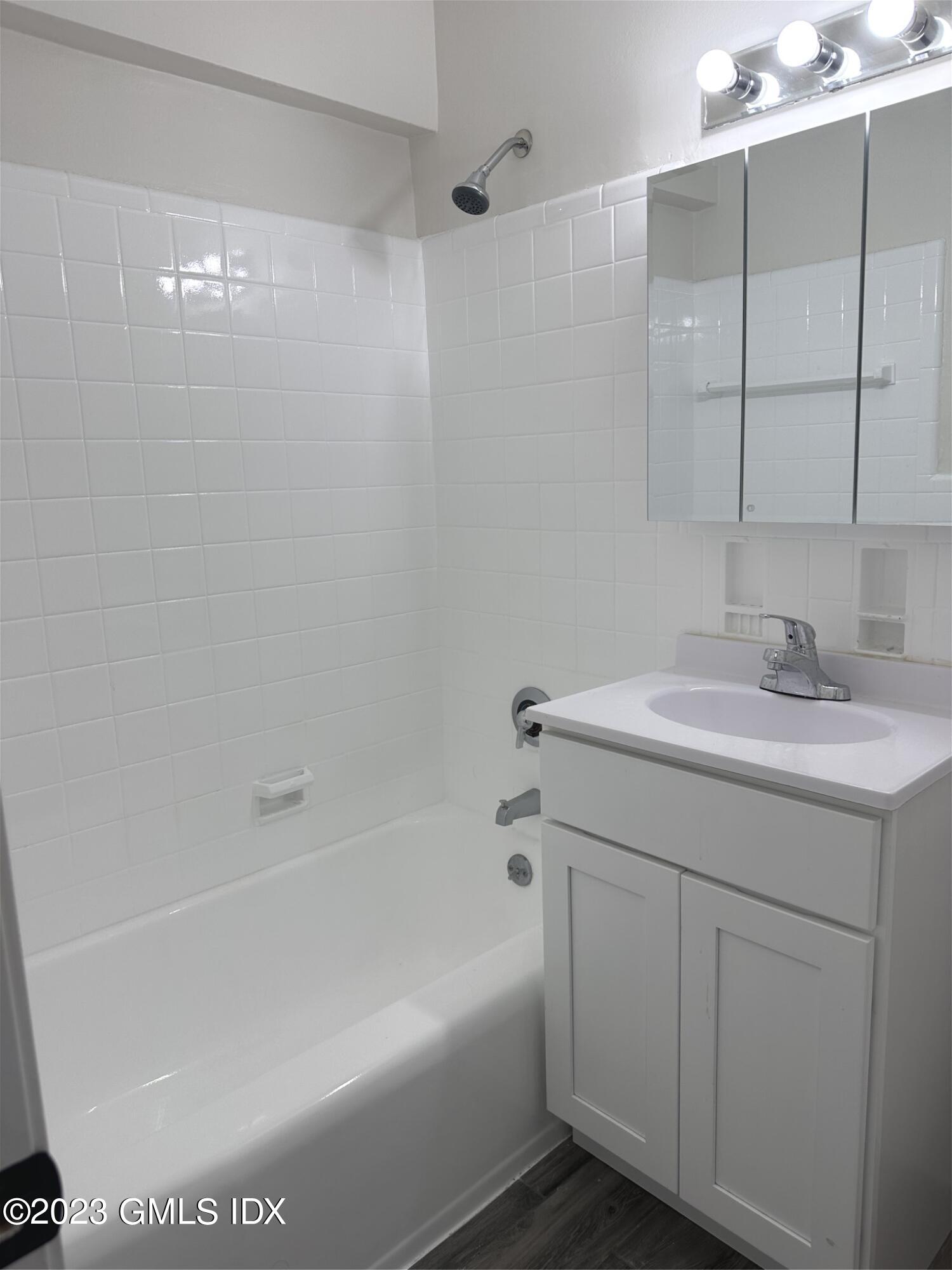 20 Brookside Drive, 3D