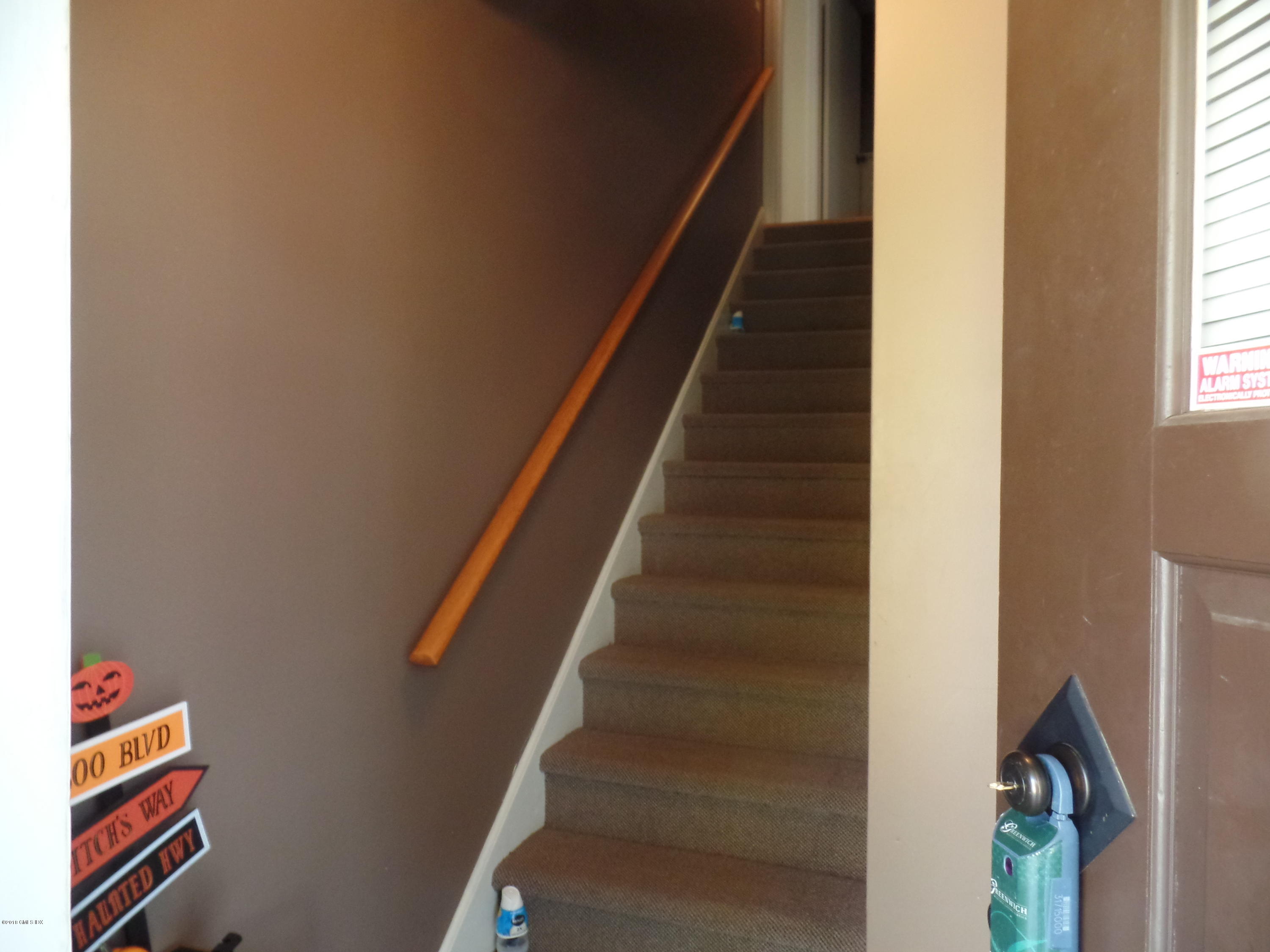 74 Byram Terrace Drive, 2