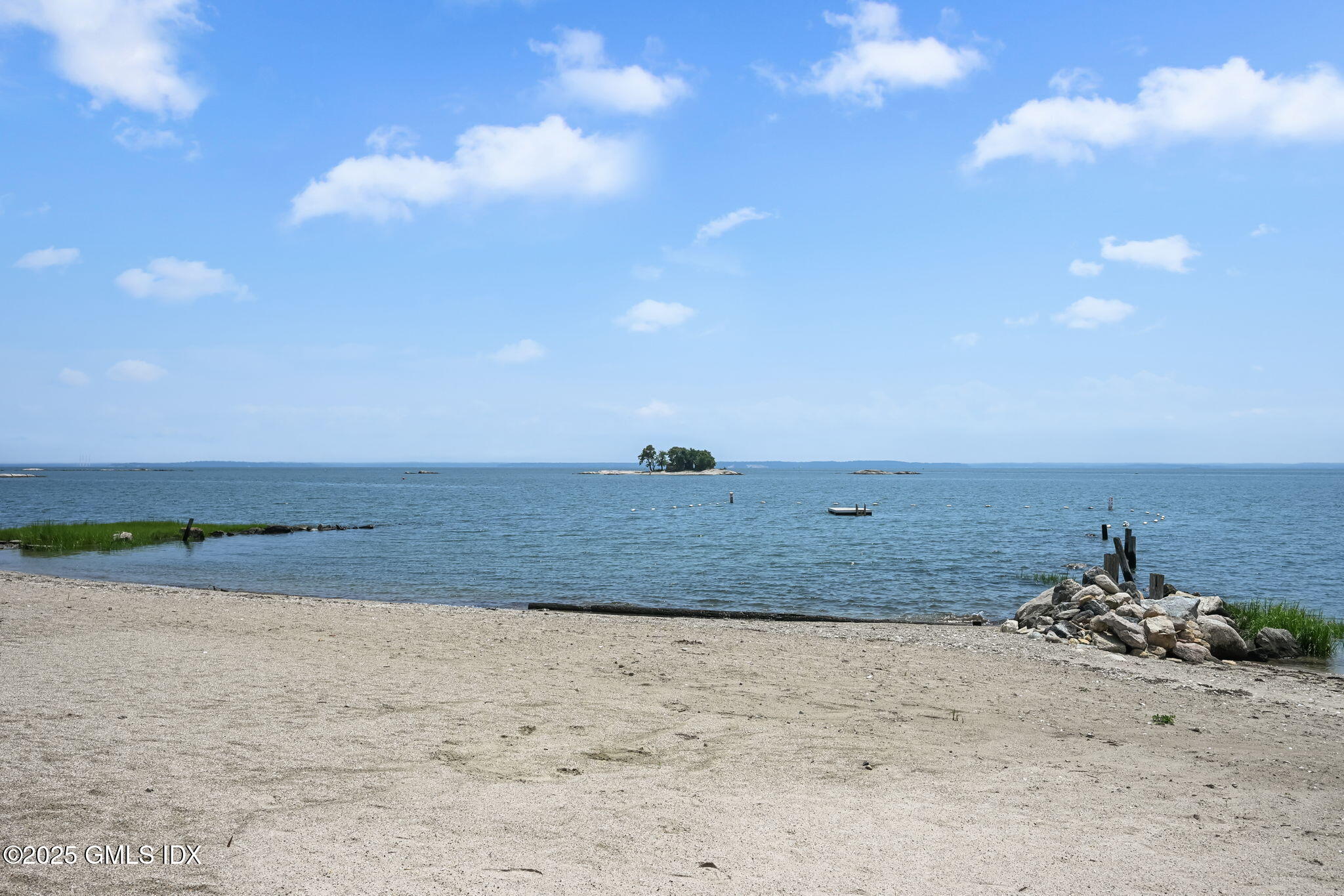 50 BEACH VIEW Drive
