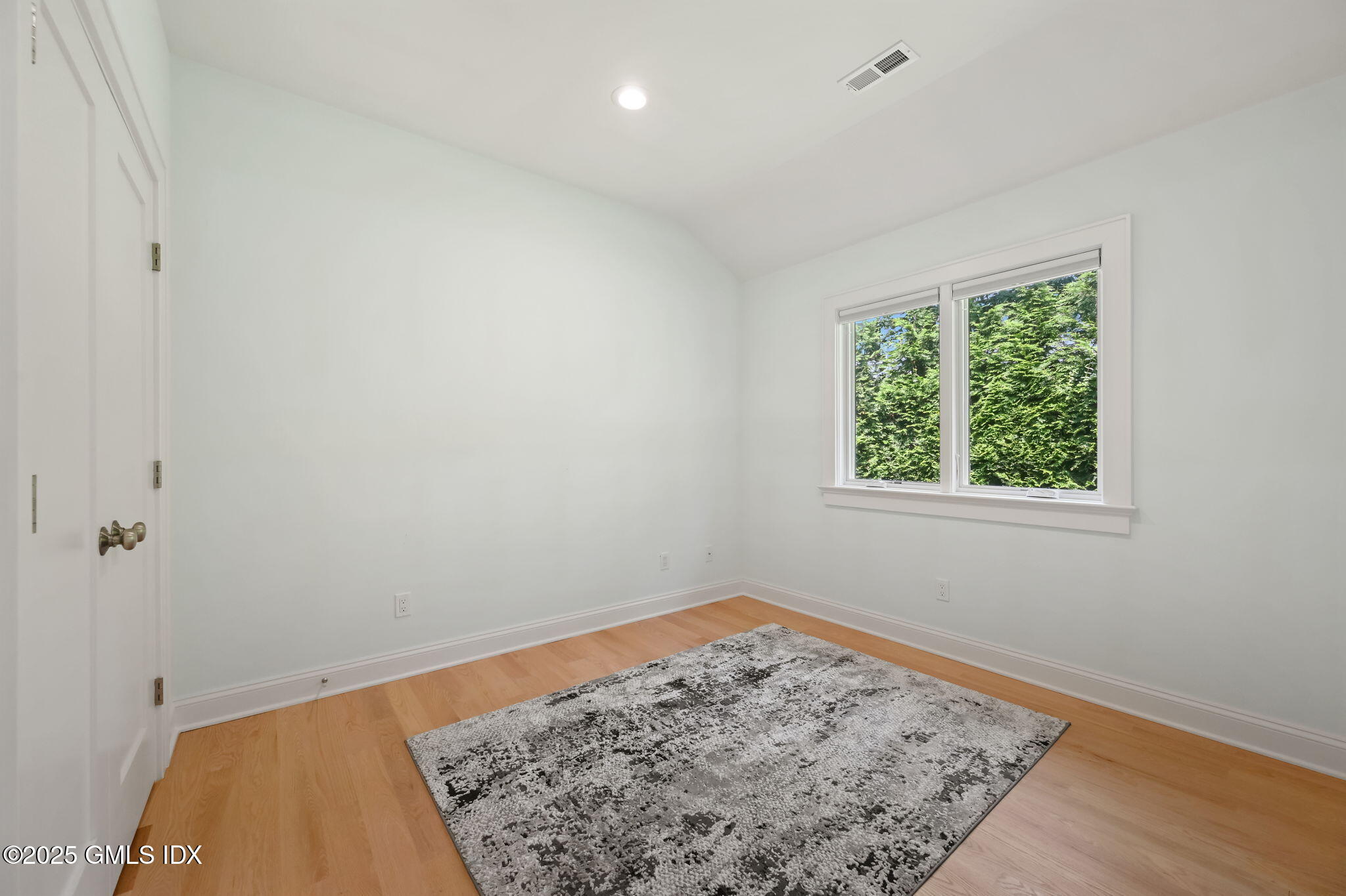 50 BEACH VIEW Drive