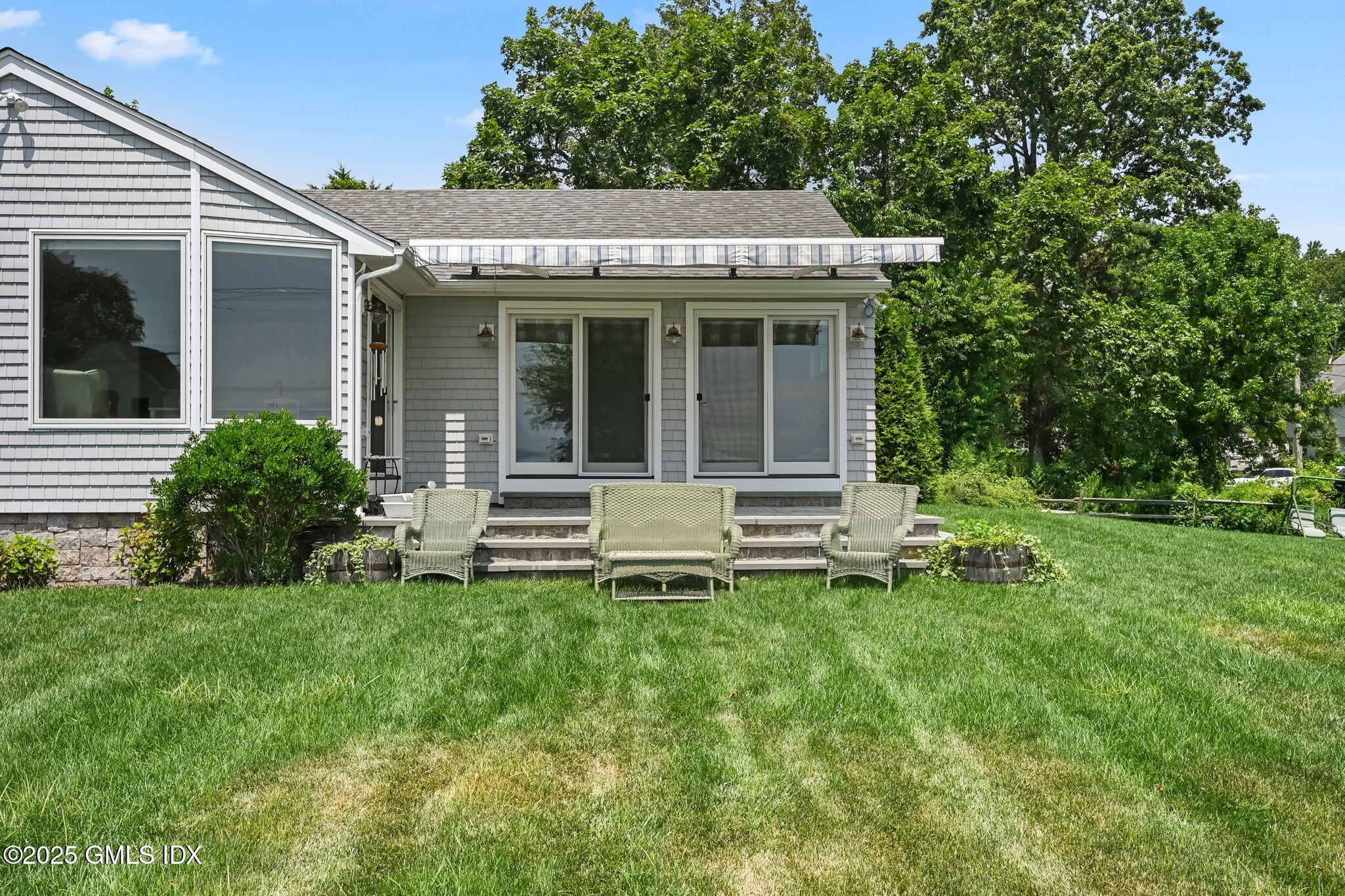 50 BEACH VIEW Drive