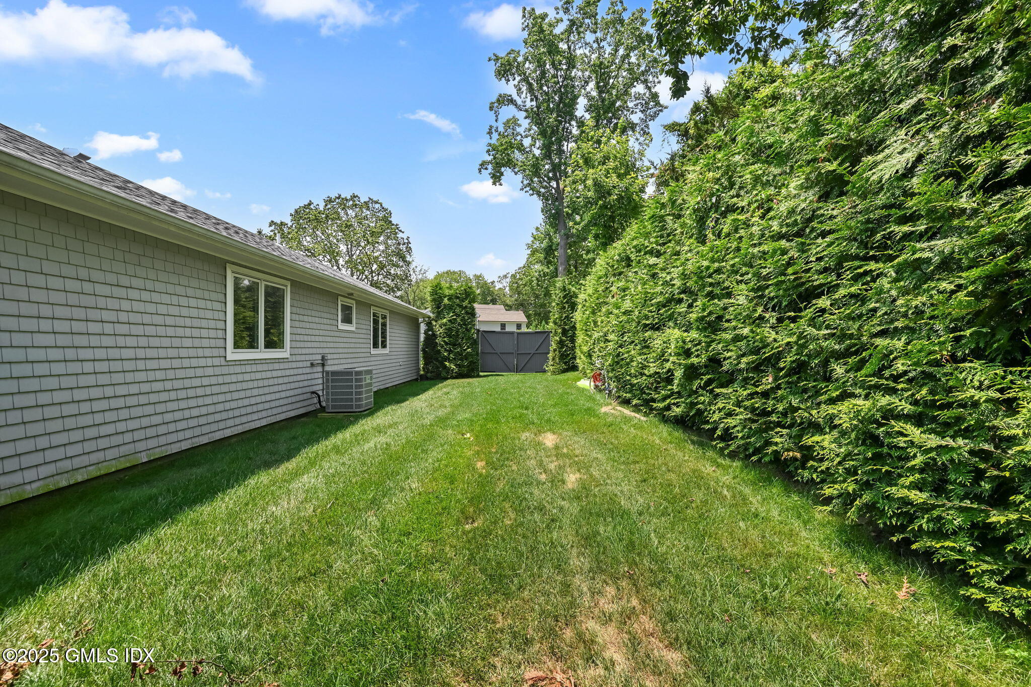 50 BEACH VIEW Drive