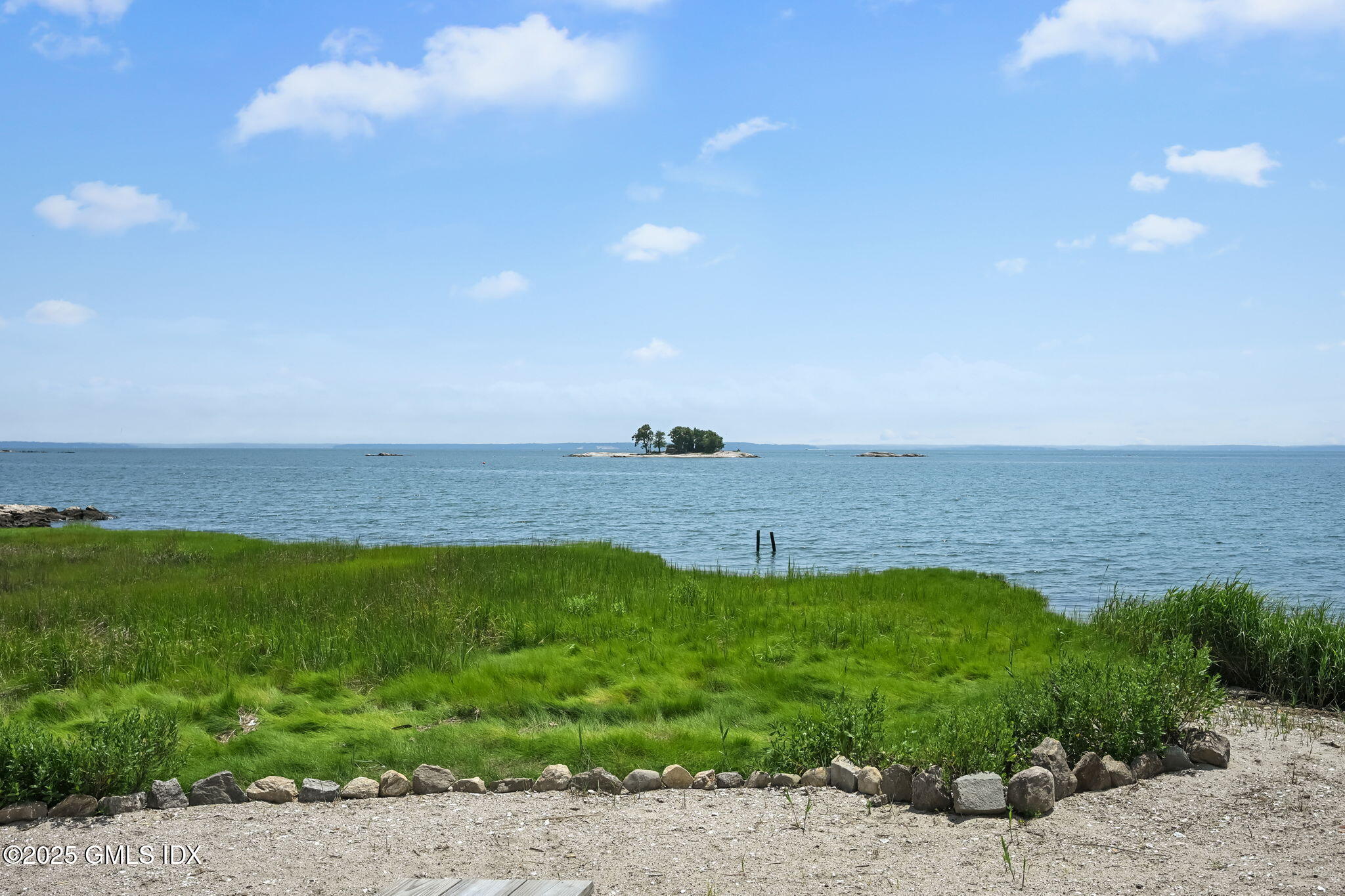 50 BEACH VIEW Drive