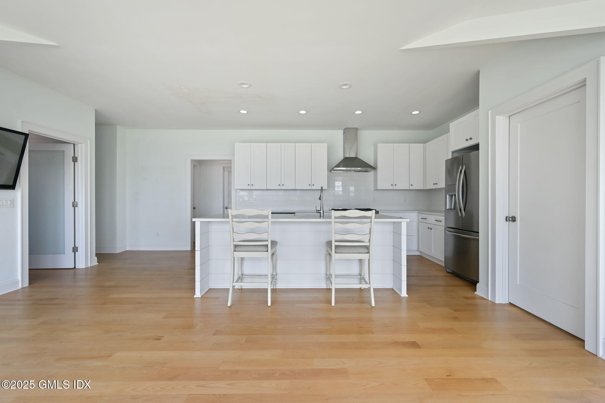 50 BEACH VIEW Drive