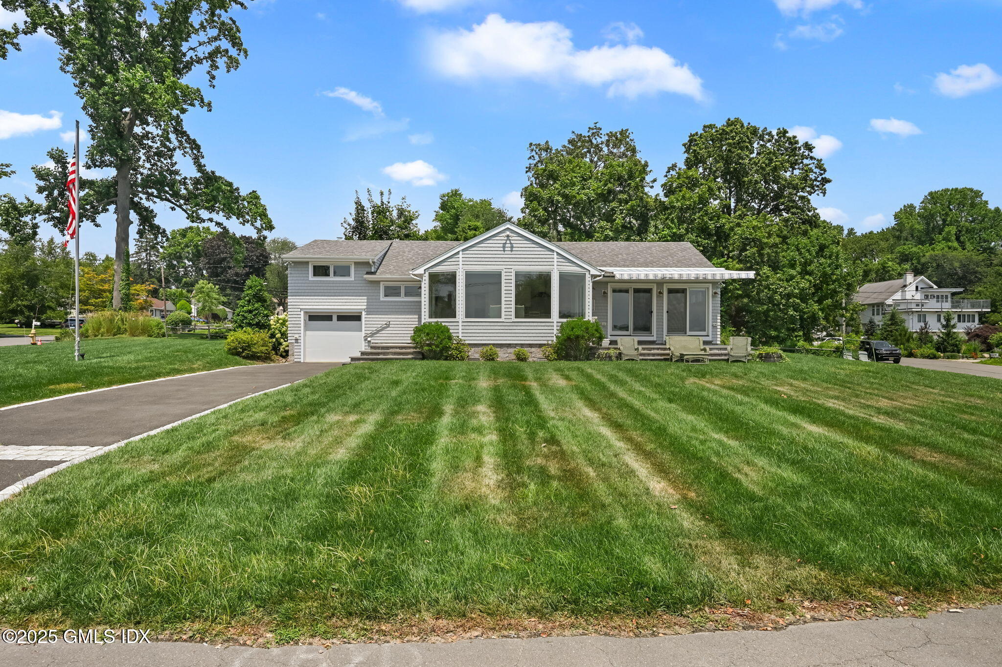 50 BEACH VIEW Drive