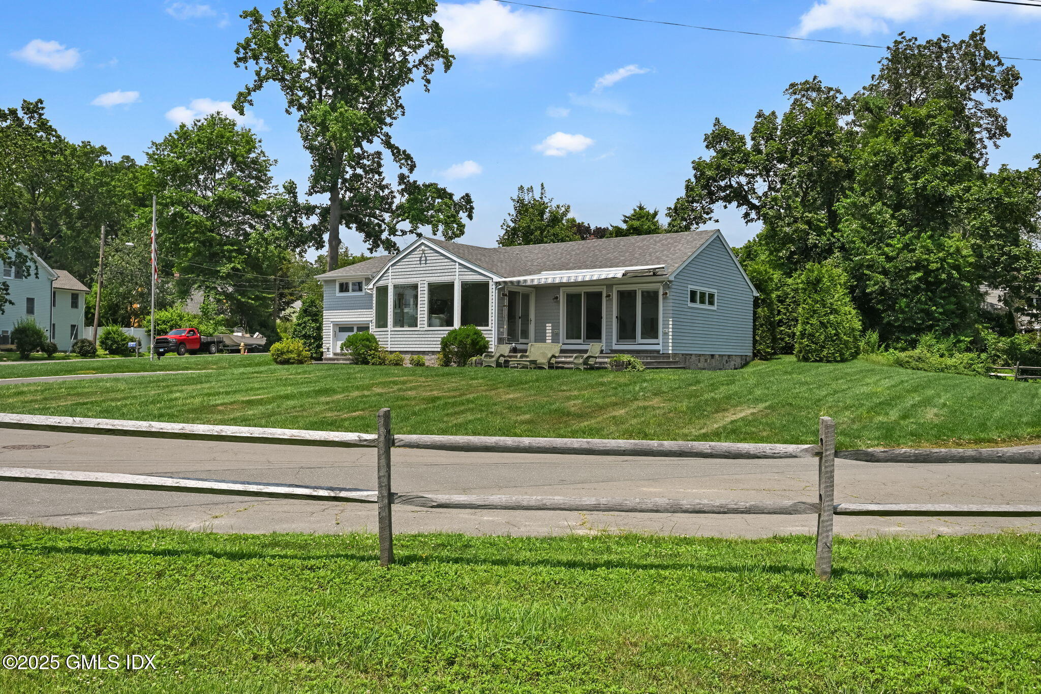 50 BEACH VIEW Drive