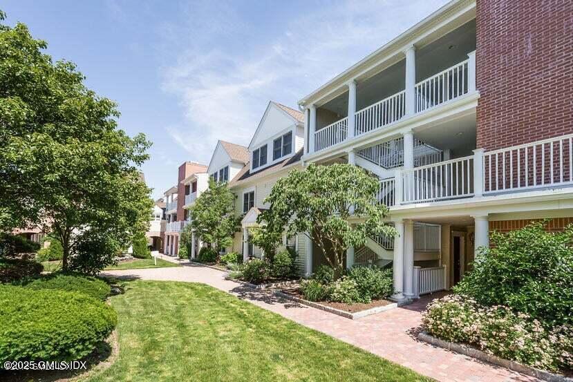 51 Forest Avenue, 77