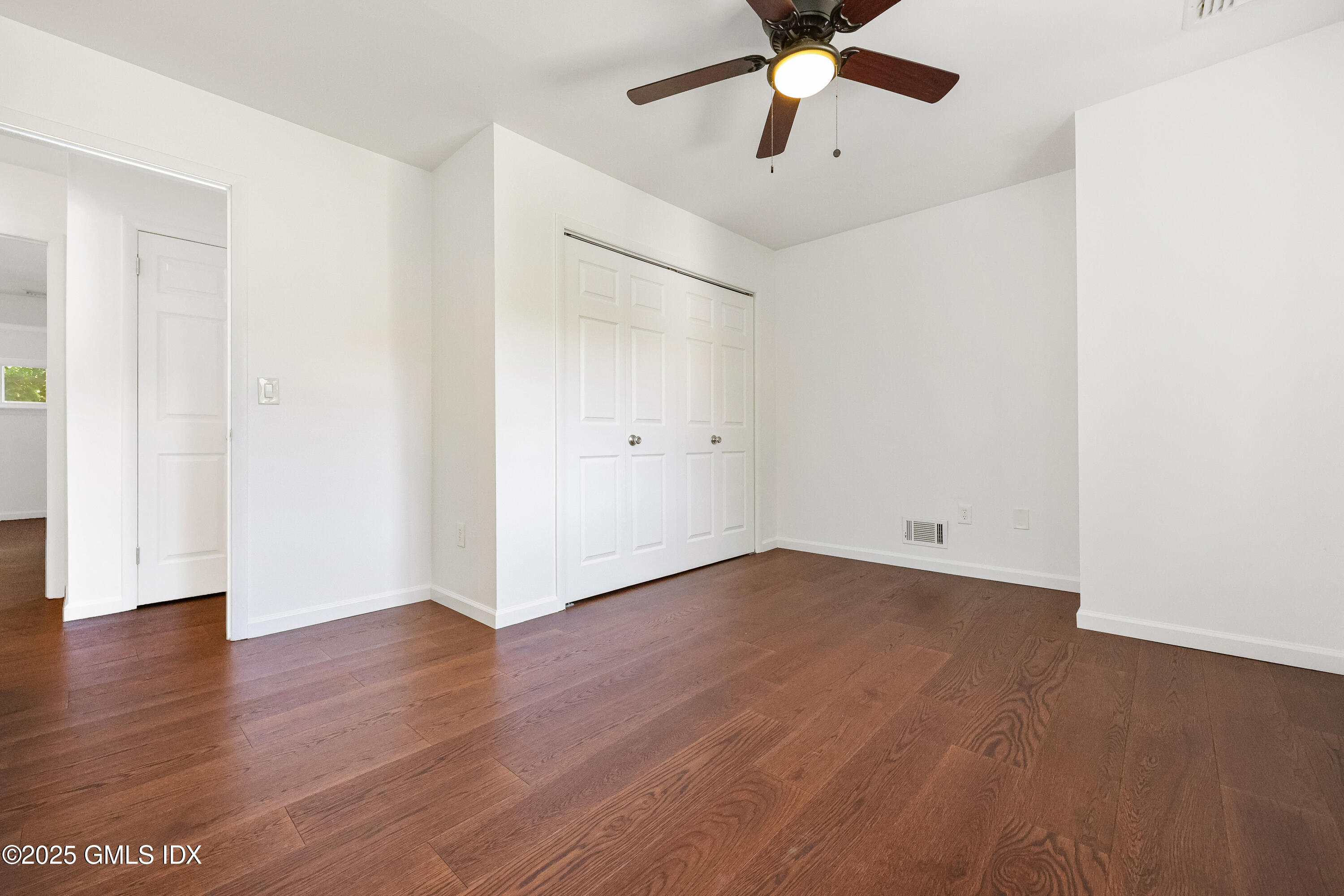 75 Cos Cob Avenue Unit: 14