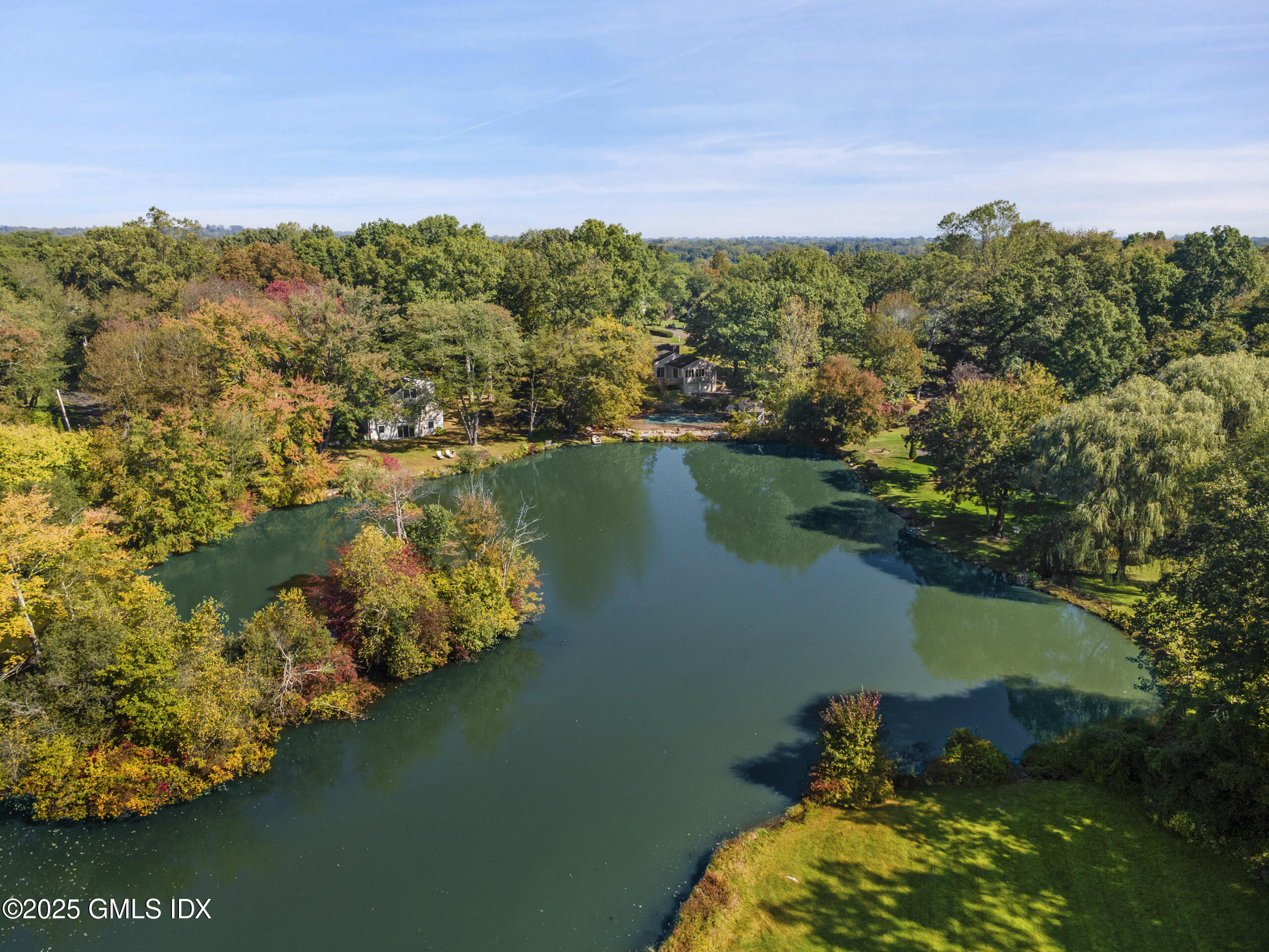 46 Stonehedge Drive South