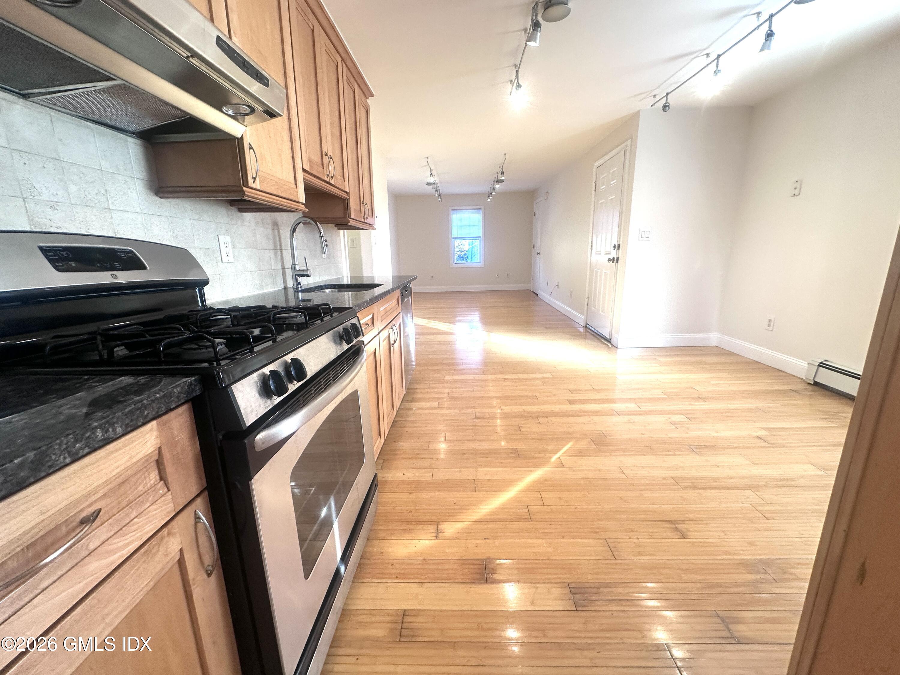 11 Le Grande Avenue 3