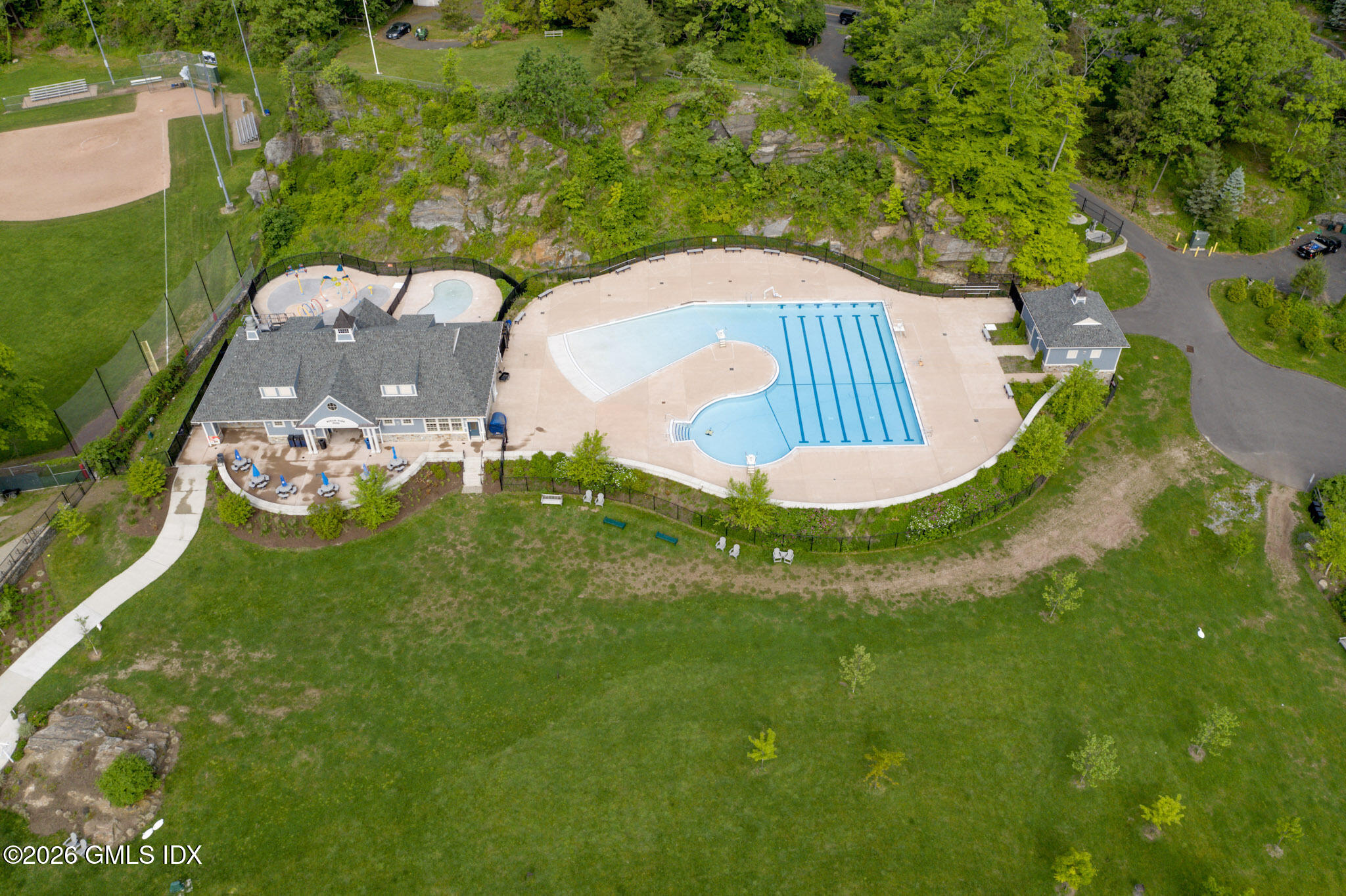 45 Rodwell Avenue UNIT B