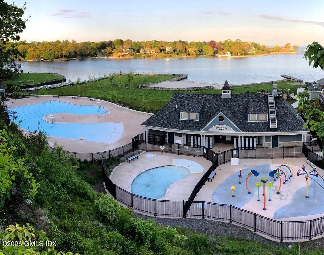 45 Rodwell Avenue UNIT B