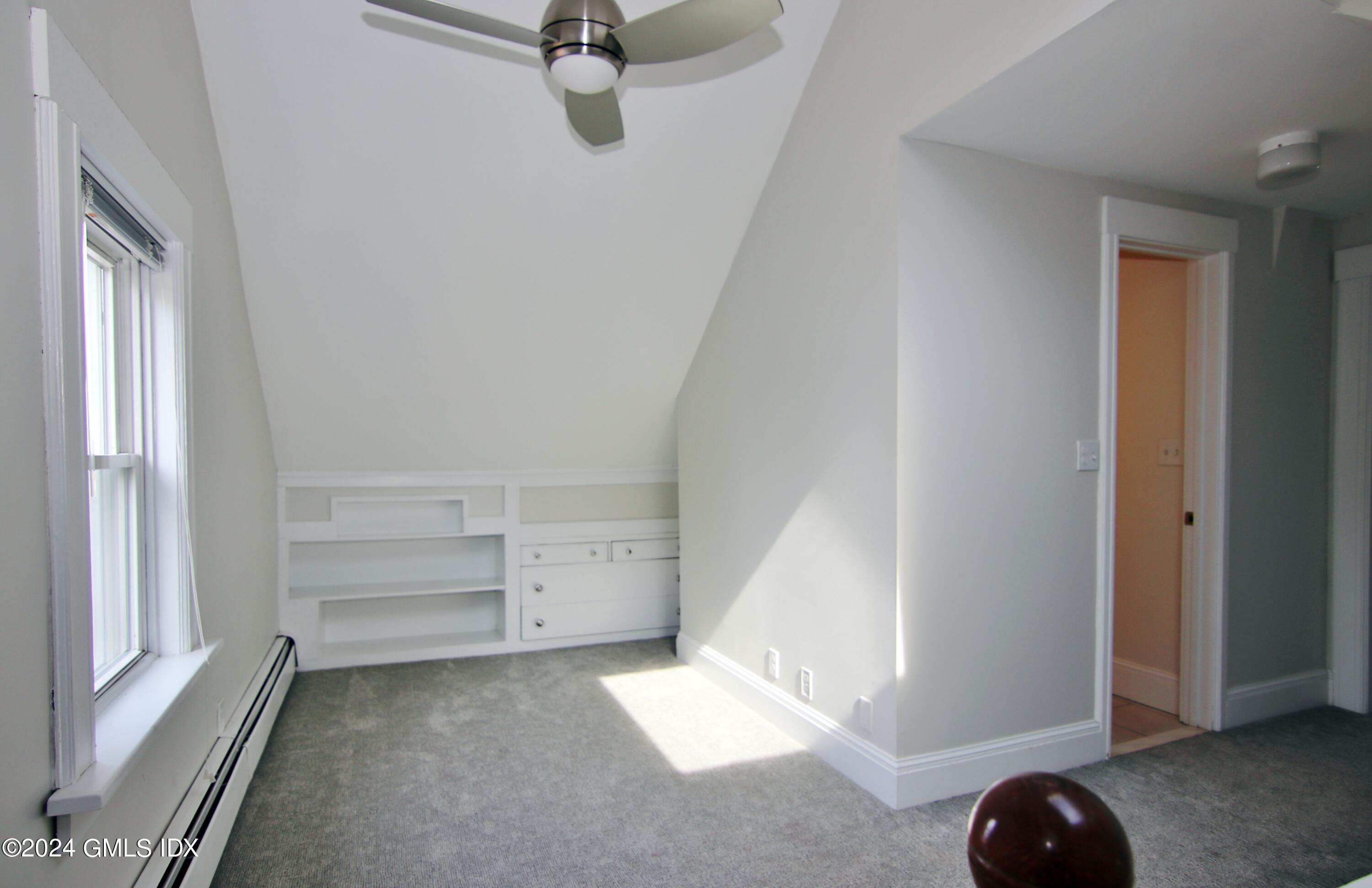25 Division Street 2