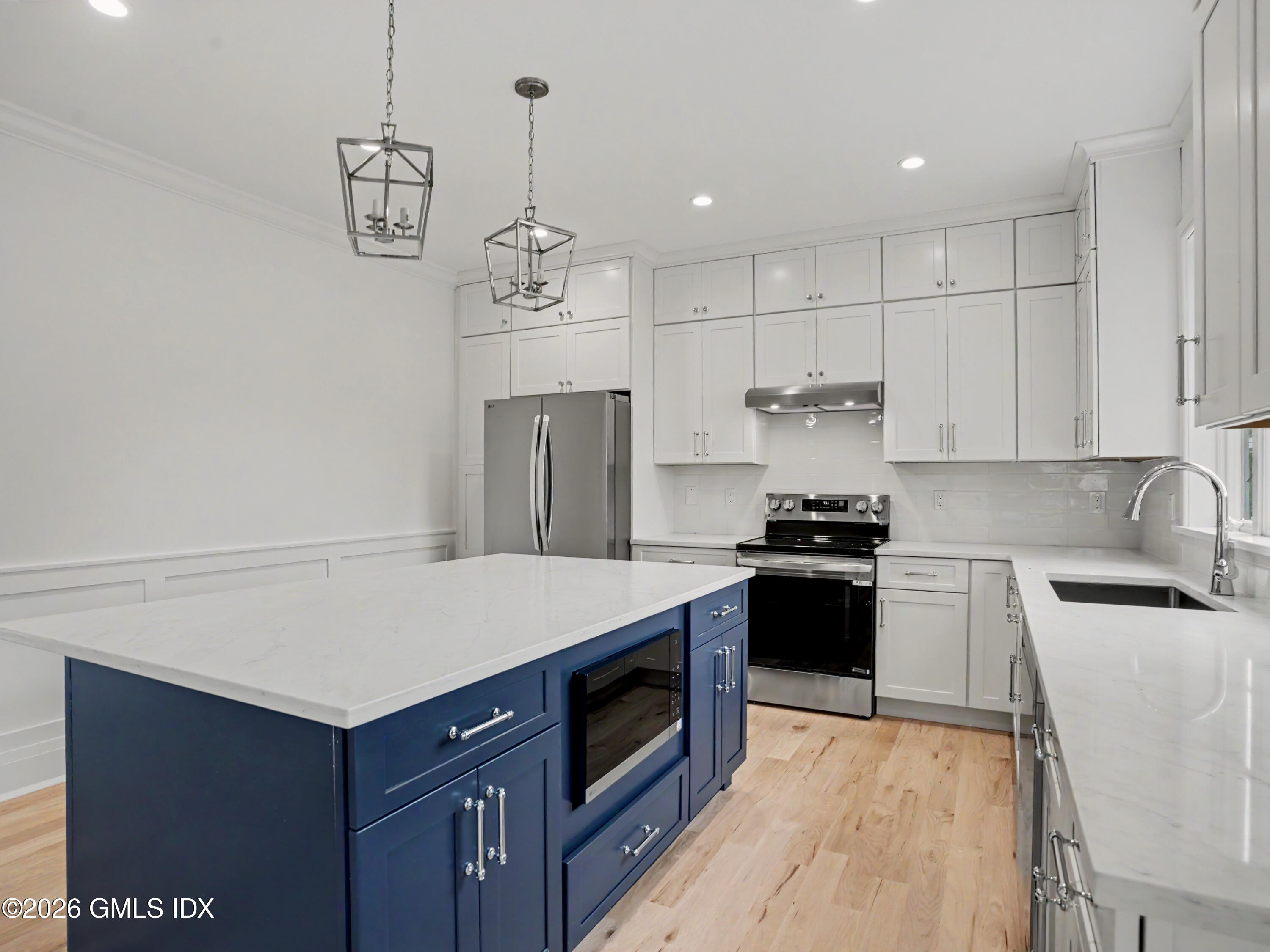 195 S Water Street South