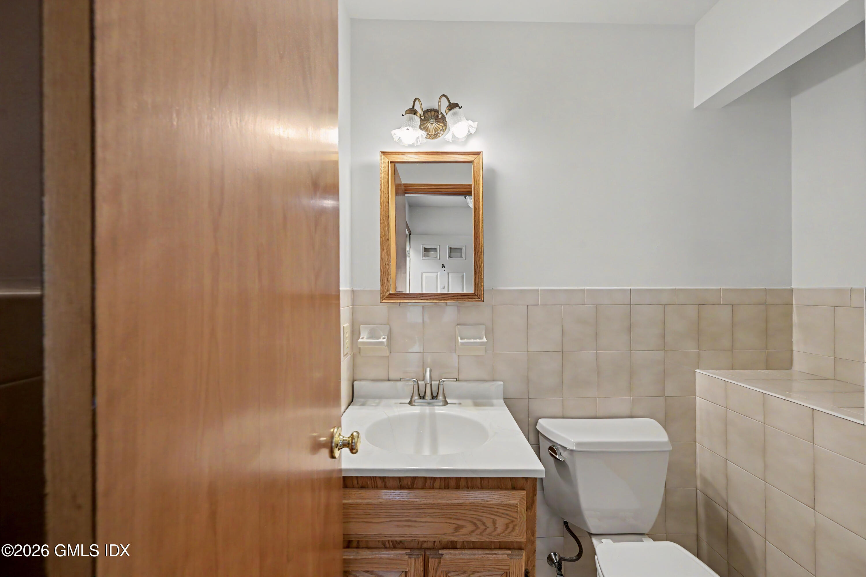 83 Columbus Place APT A