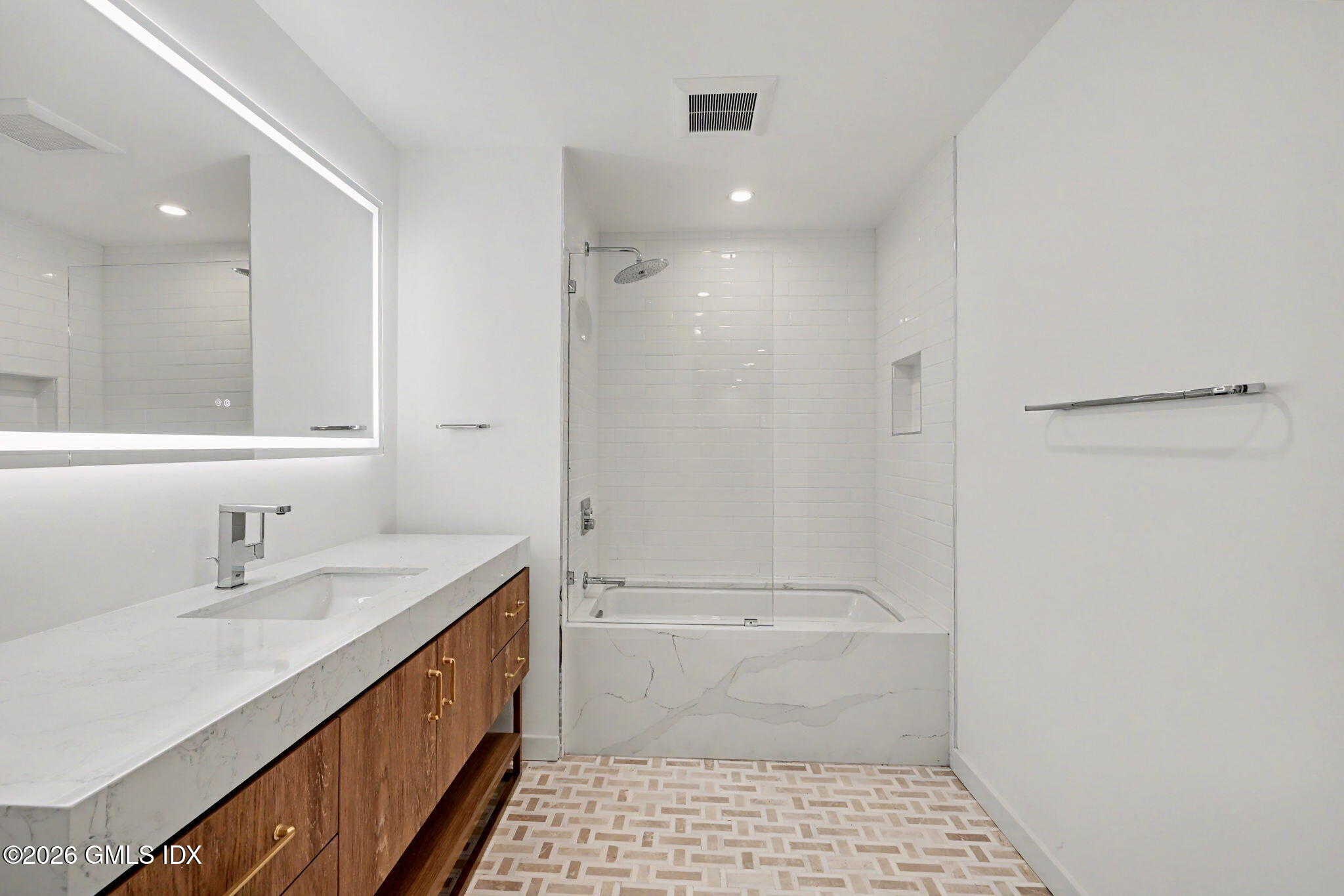 1188 King Street 114
