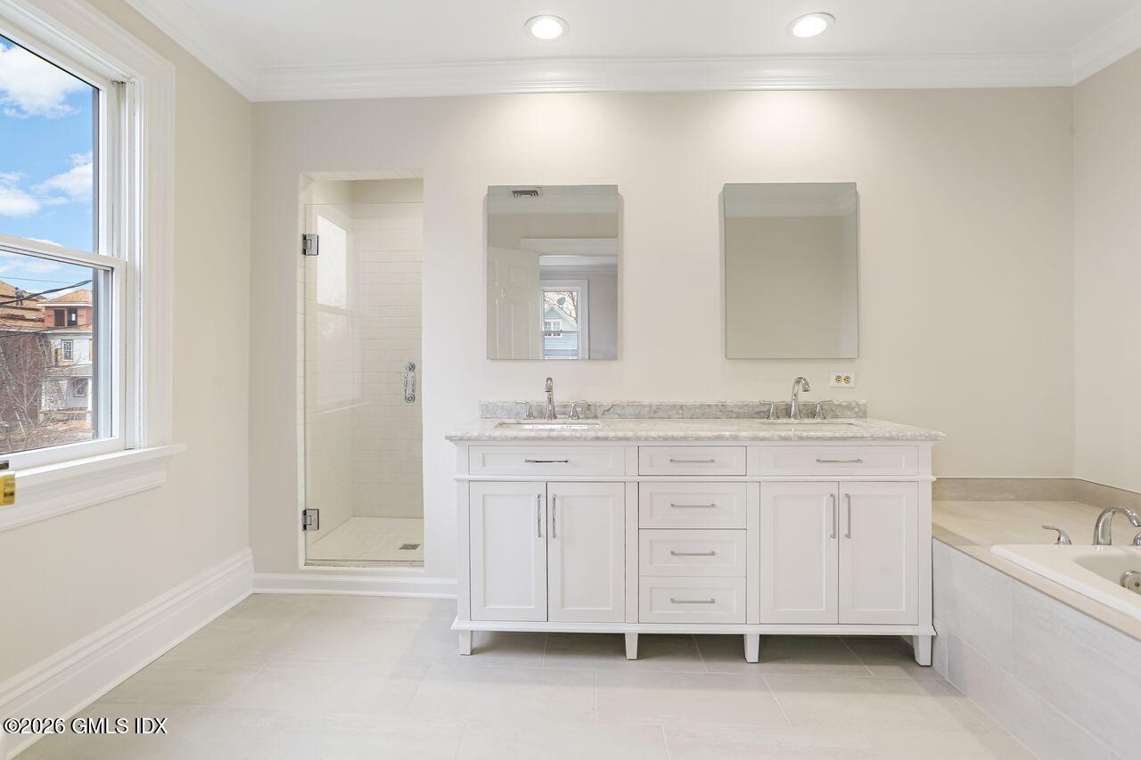 32 Highview Avenue
