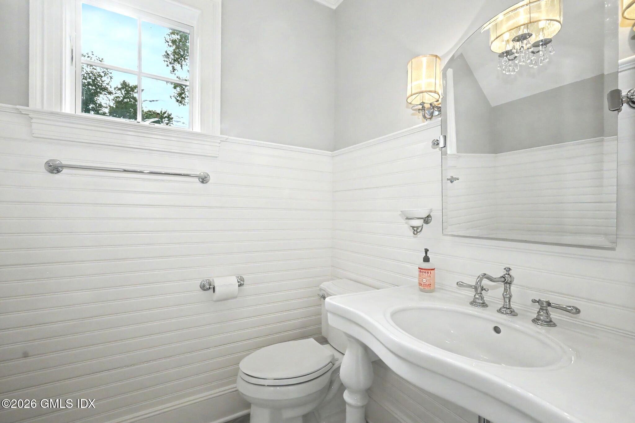 386 Westover Road