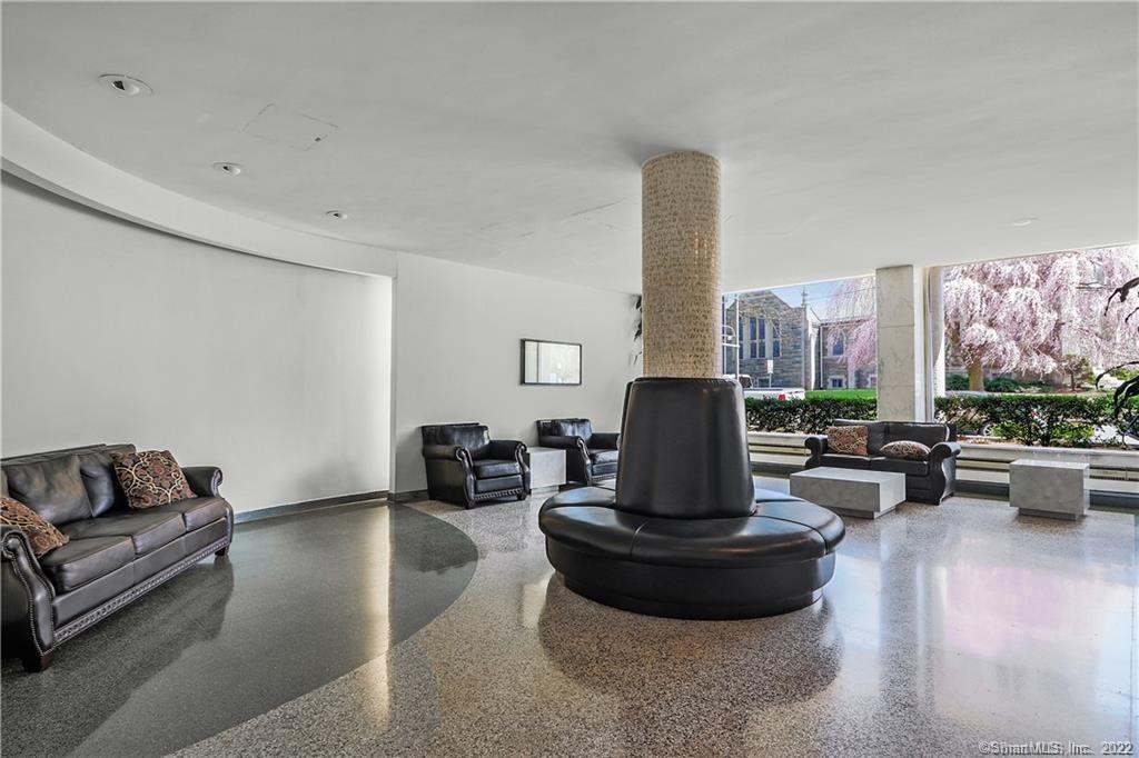 444 Bedford Street 4P