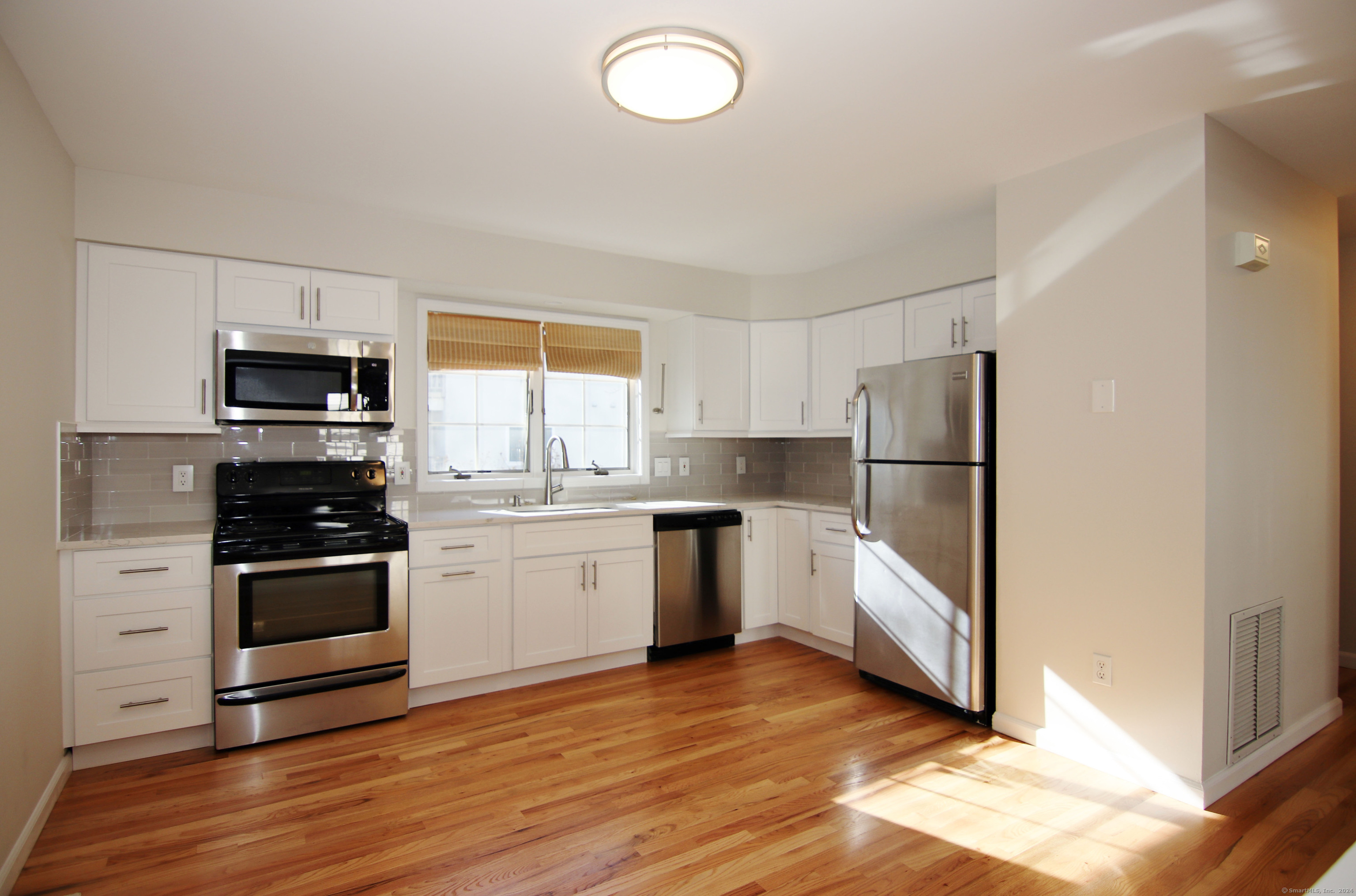 14 Dora Street 4