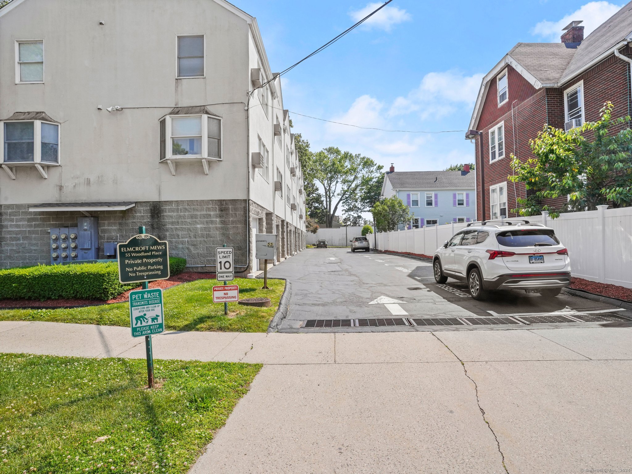 55 Woodland Place APT 2