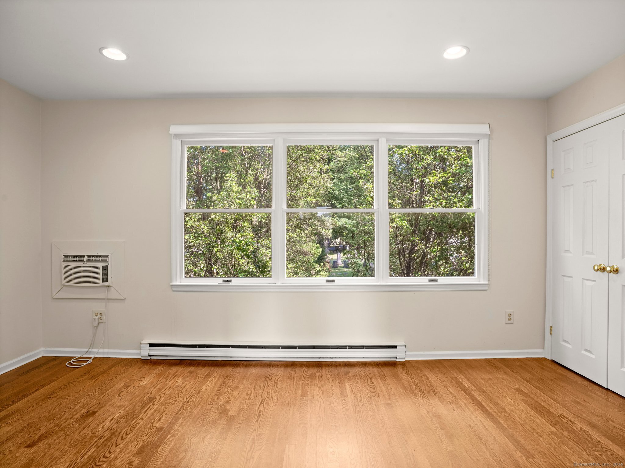 55 Woodland Place APT 2