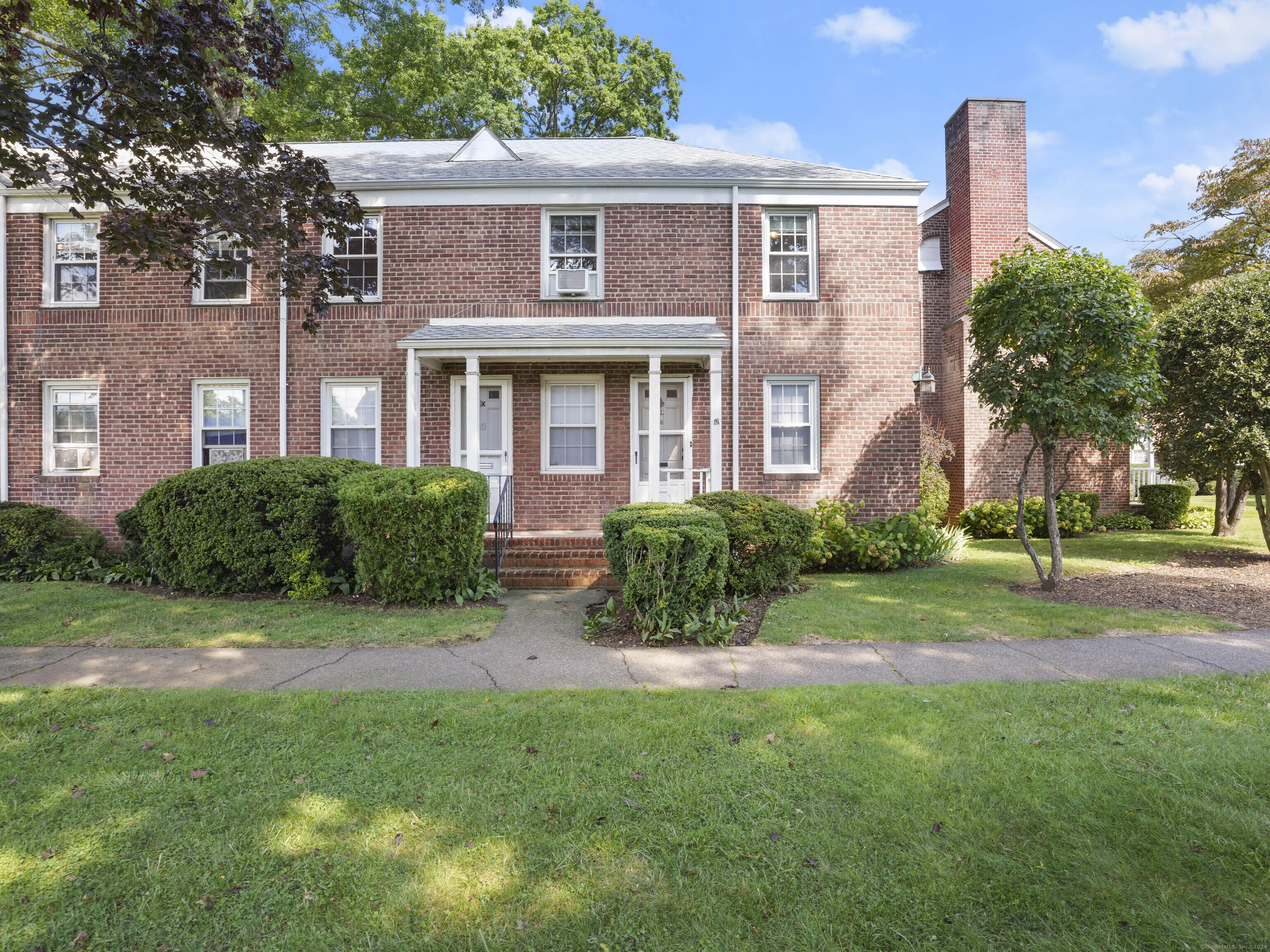 2475 Summer Street APT 1L