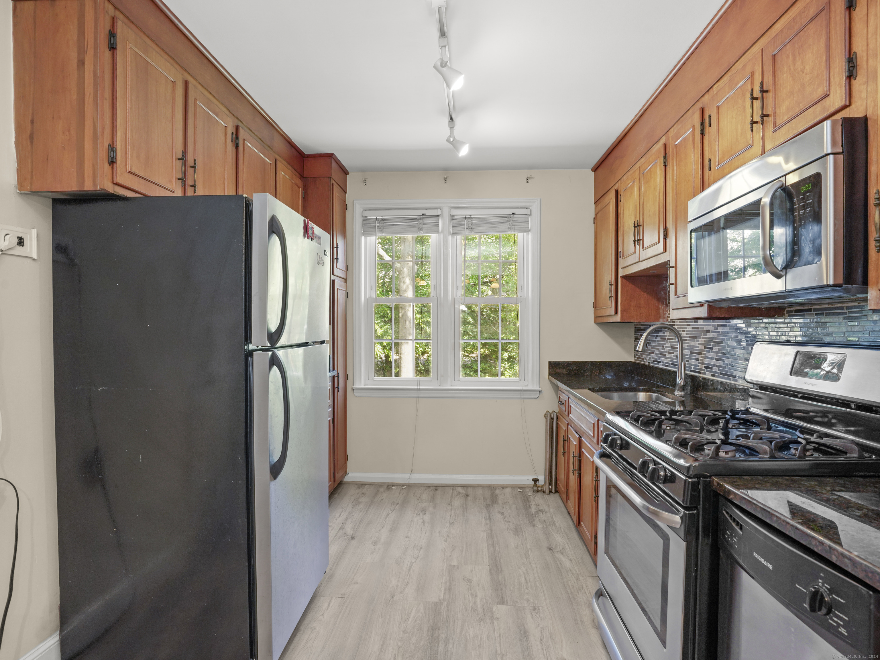 2475 Summer Street APT 1L