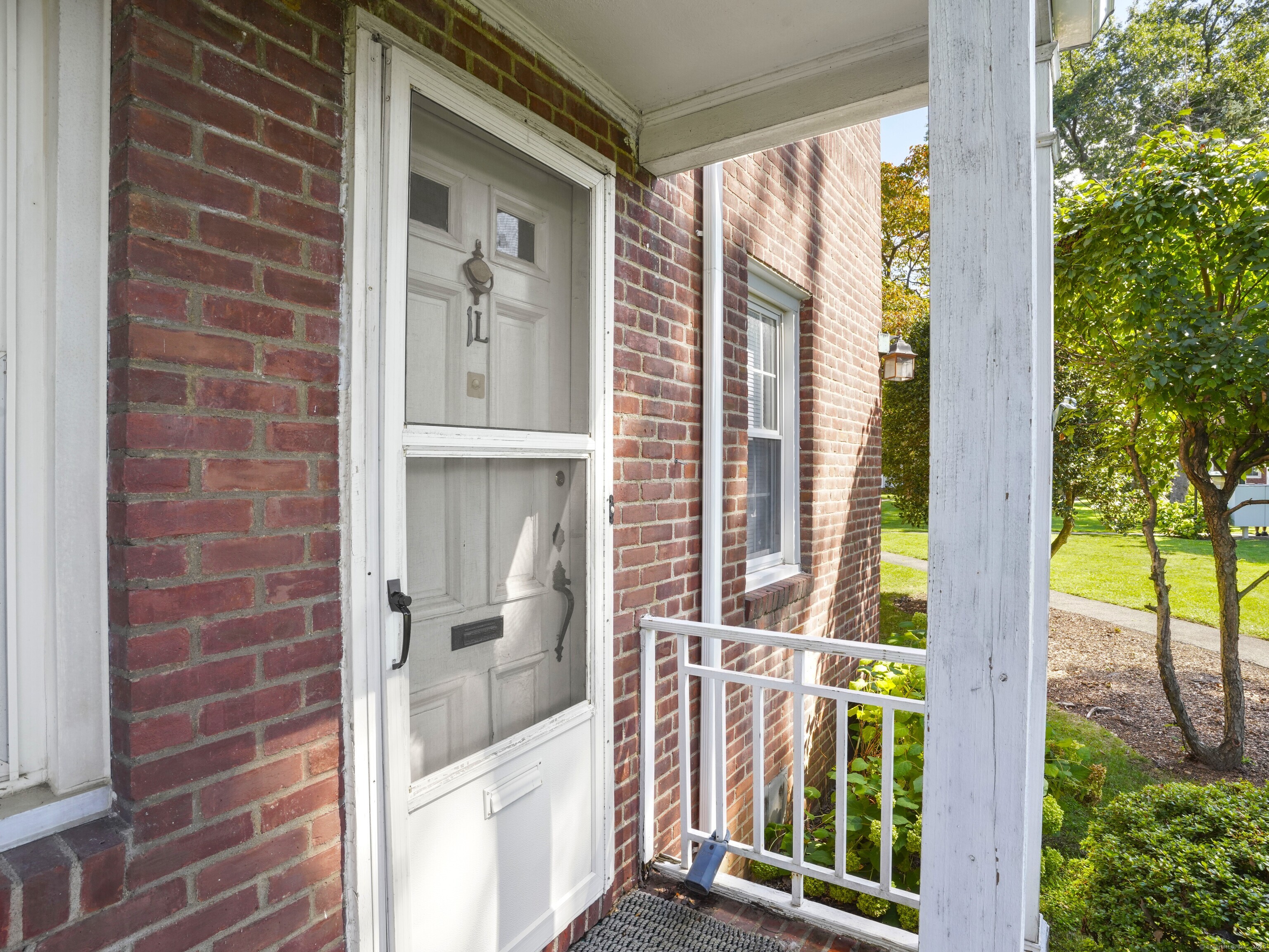2475 Summer Street APT 1L