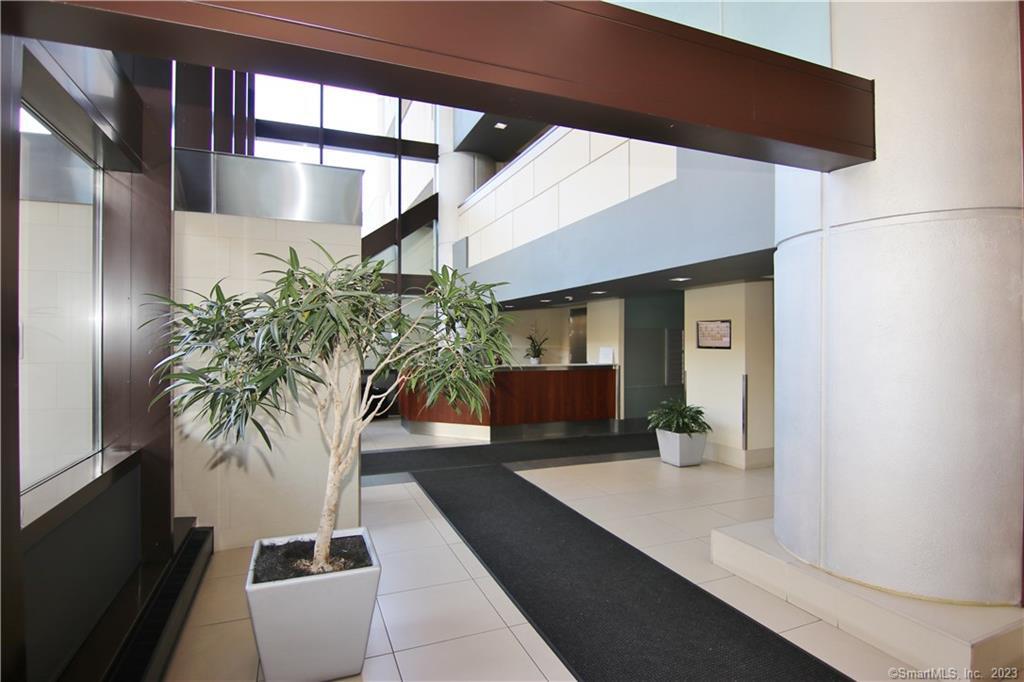 127 Greyrock Place 1507