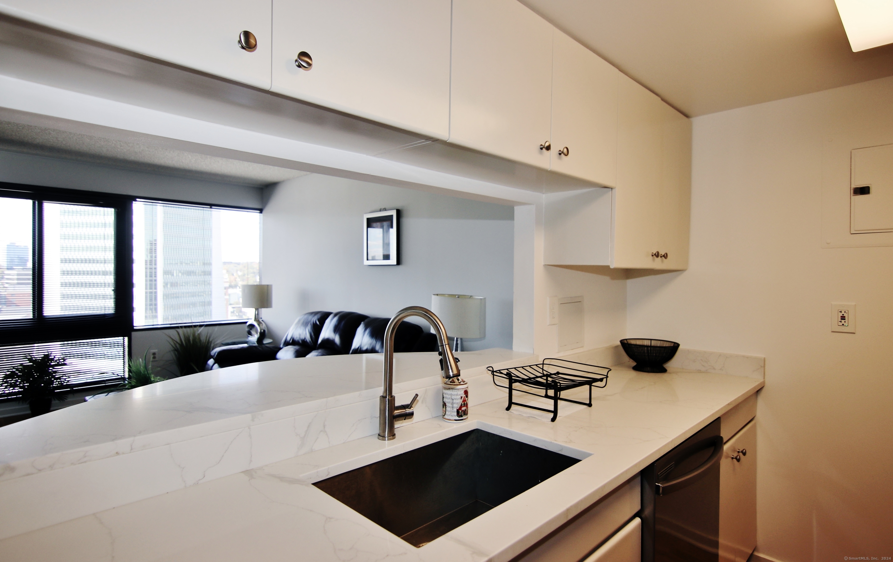 127 Greyrock Place 1507