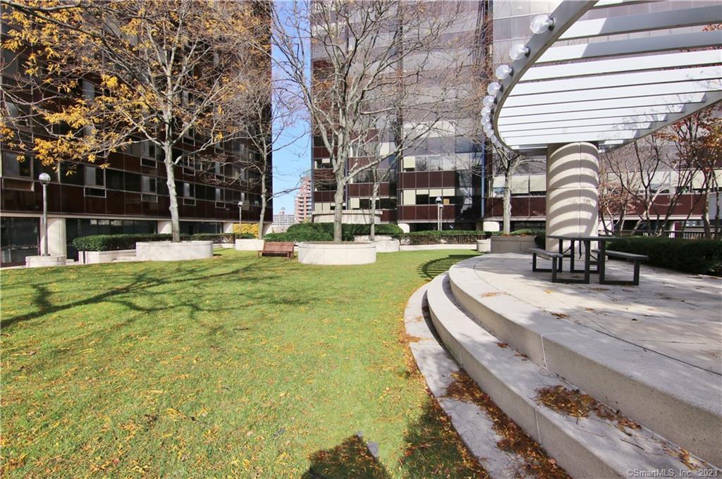 127 Greyrock Place 1507