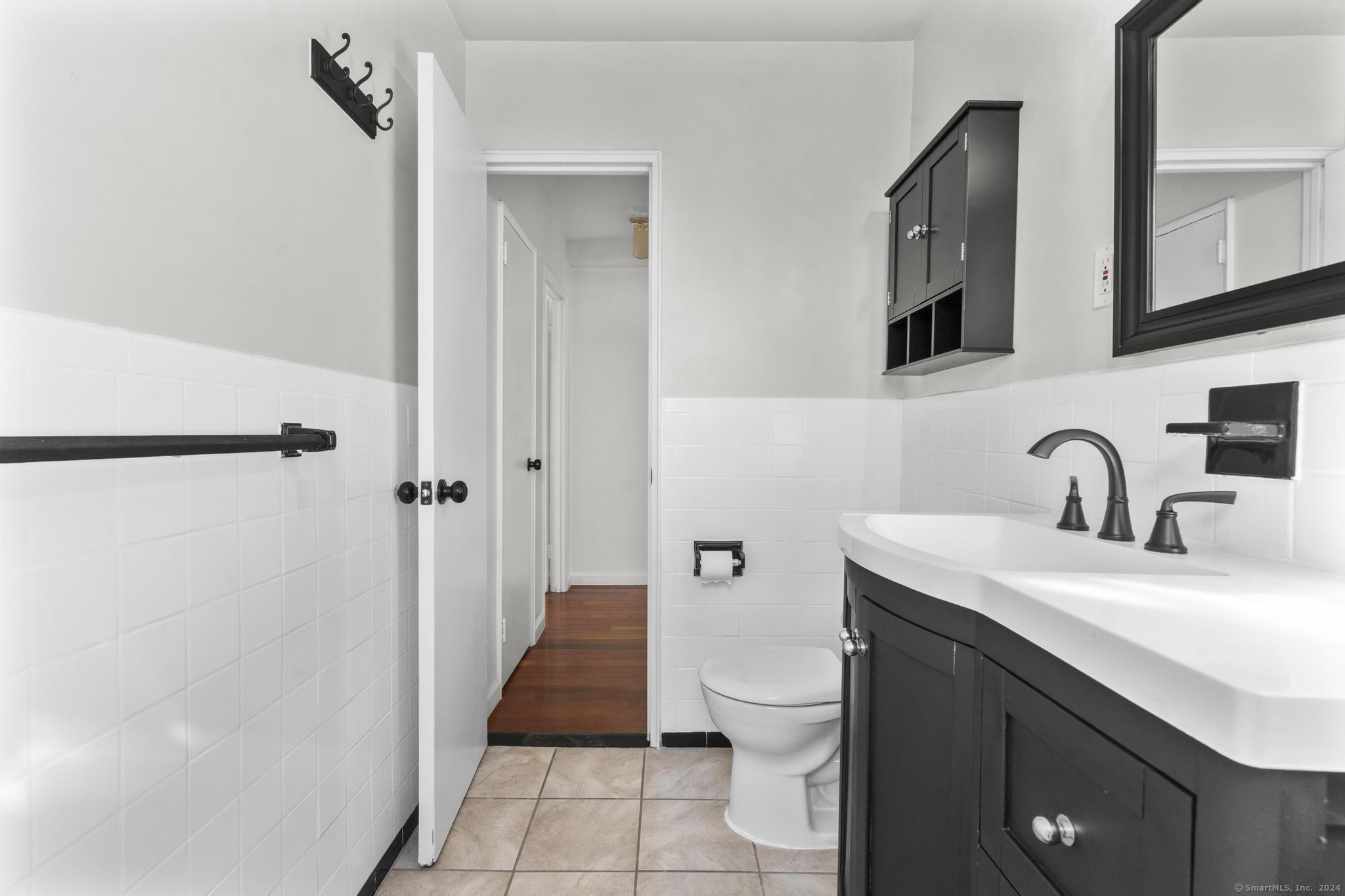 700 Summer Street APT 8L