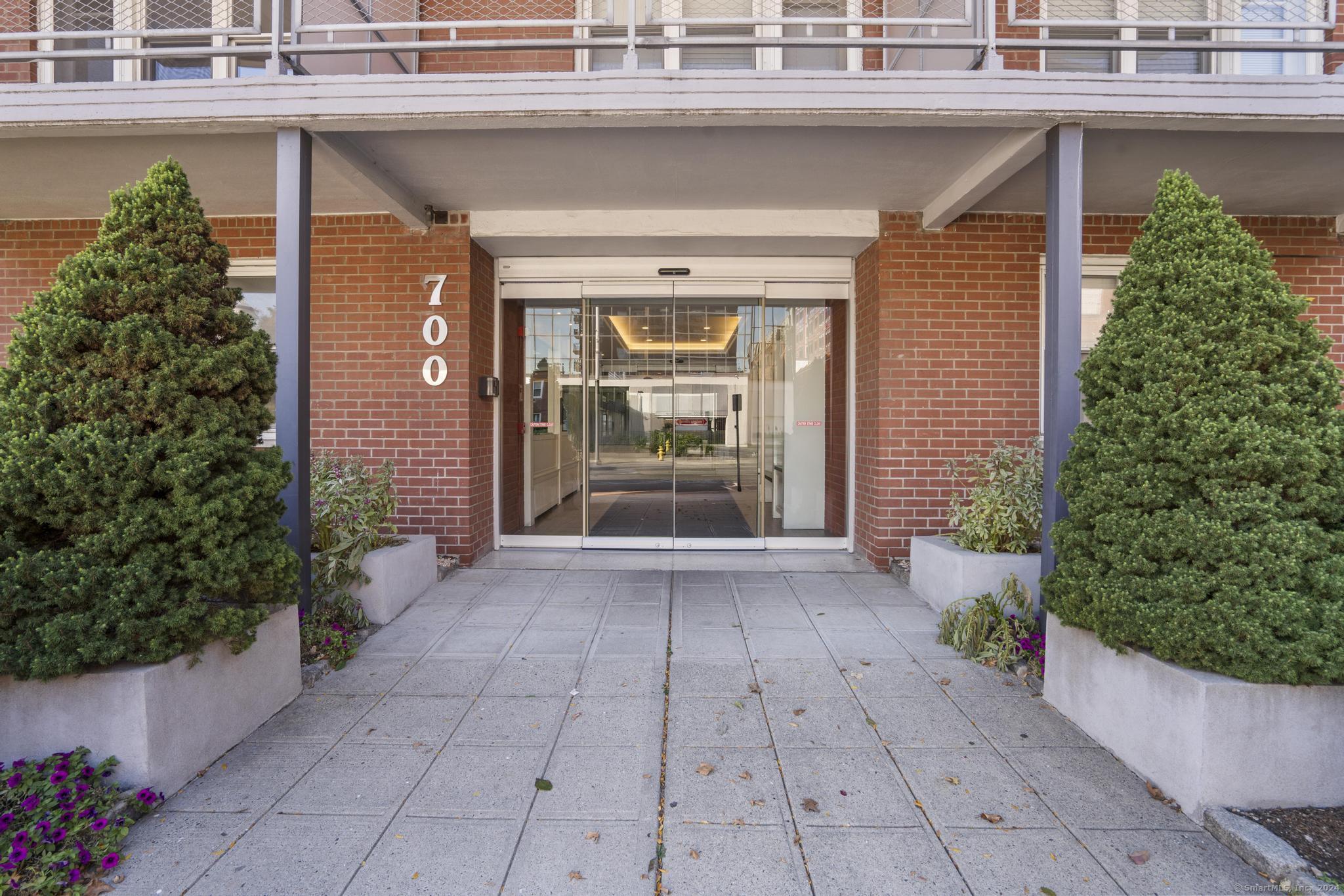 700 Summer Street APT 8L