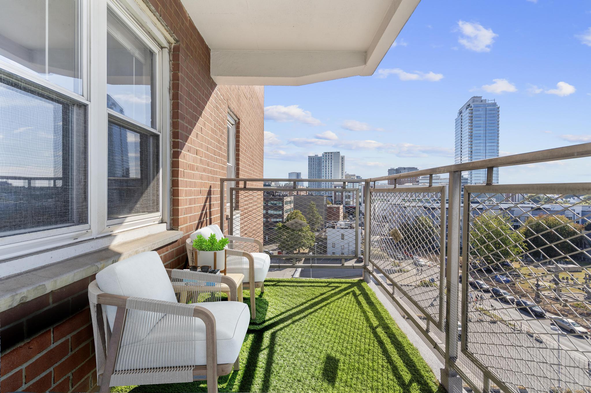 700 Summer Street APT 8L