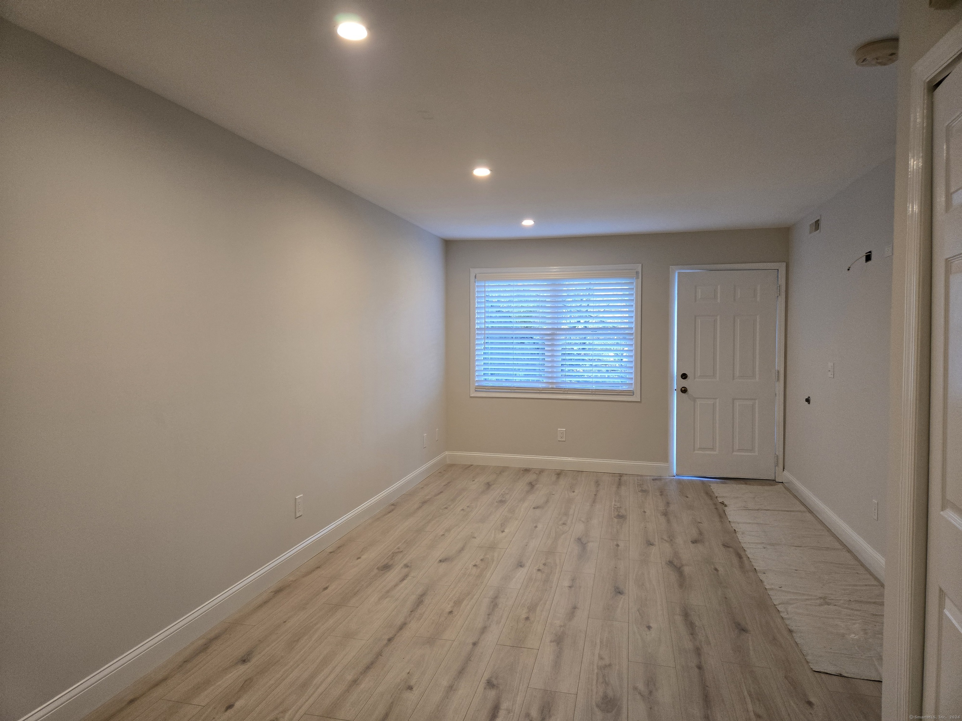 351 Pemberwick Road APT 206