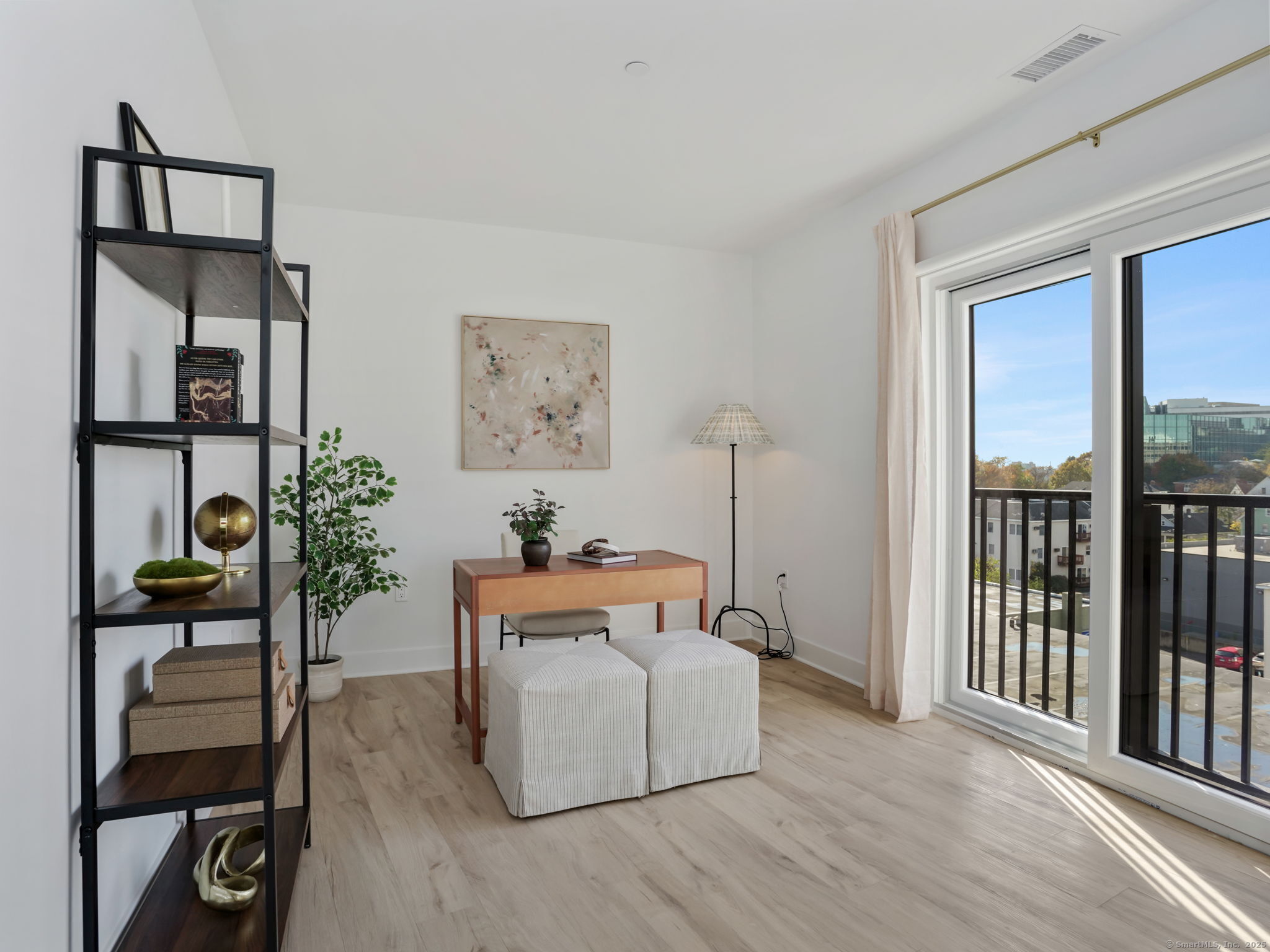 821 East Main Street 532